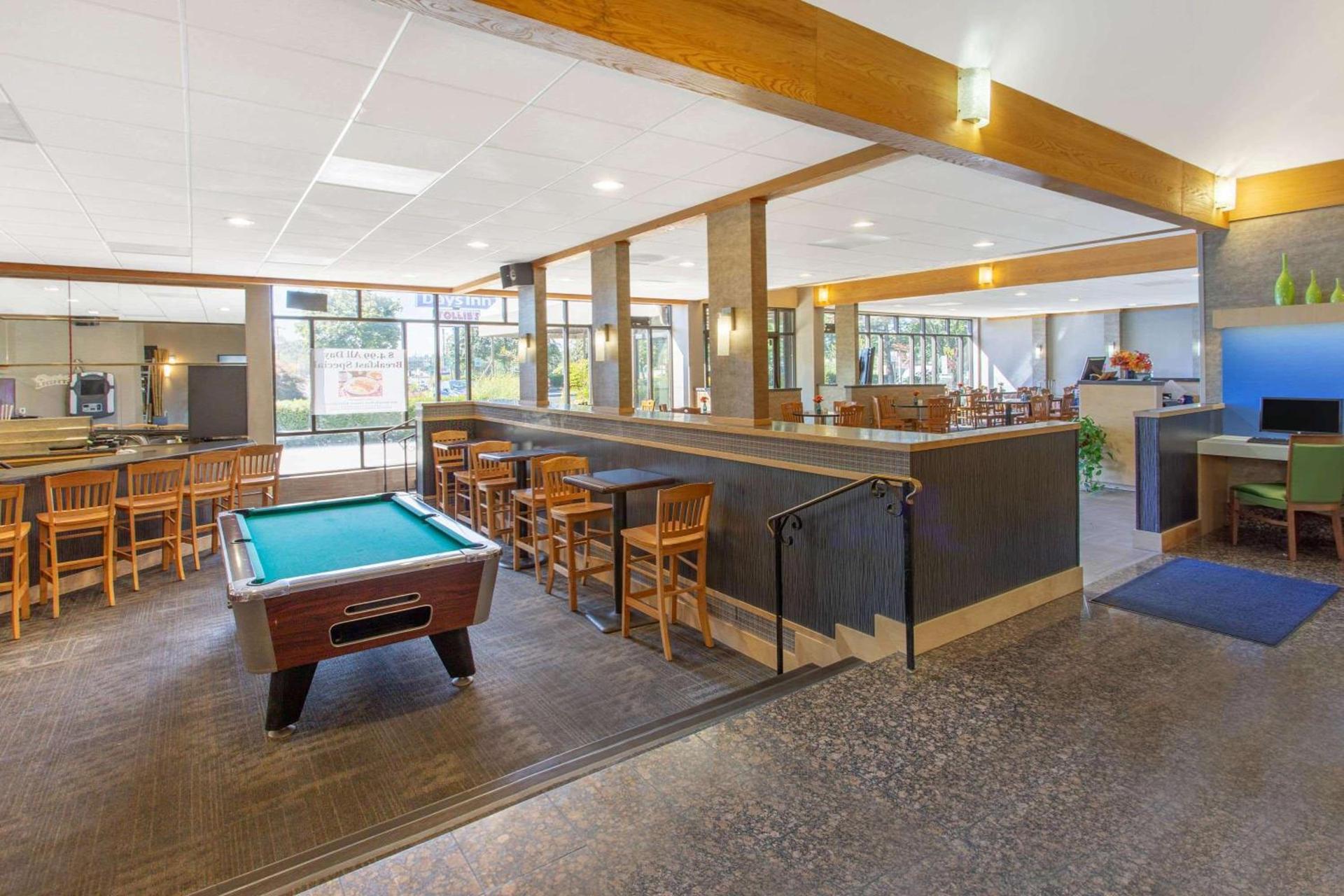 Days Inn by Wyndham Lanham Washington DC photo 6