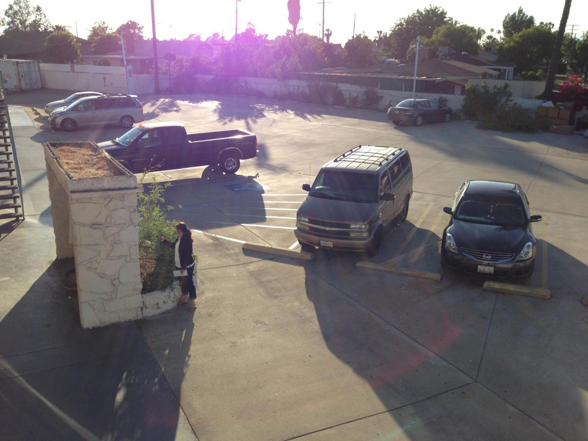 Economy Inn - Burbank Airport photo 3