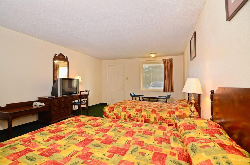 Motel 6 Sandersville, GA photo 39