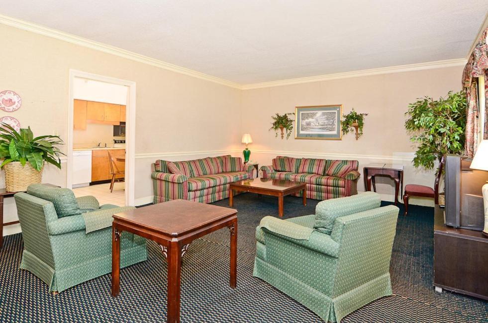 Motel 6 Sandersville, GA photo 7