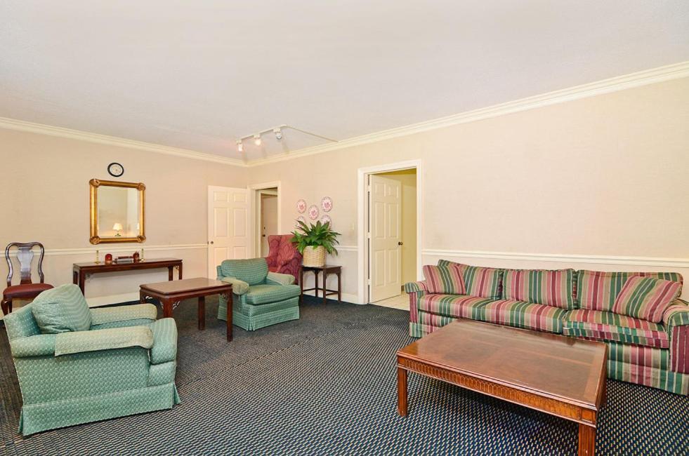 Motel 6 Sandersville, GA photo 10