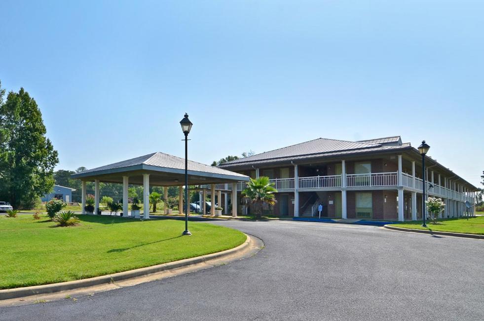 Motel 6 Sandersville, GA photo 31