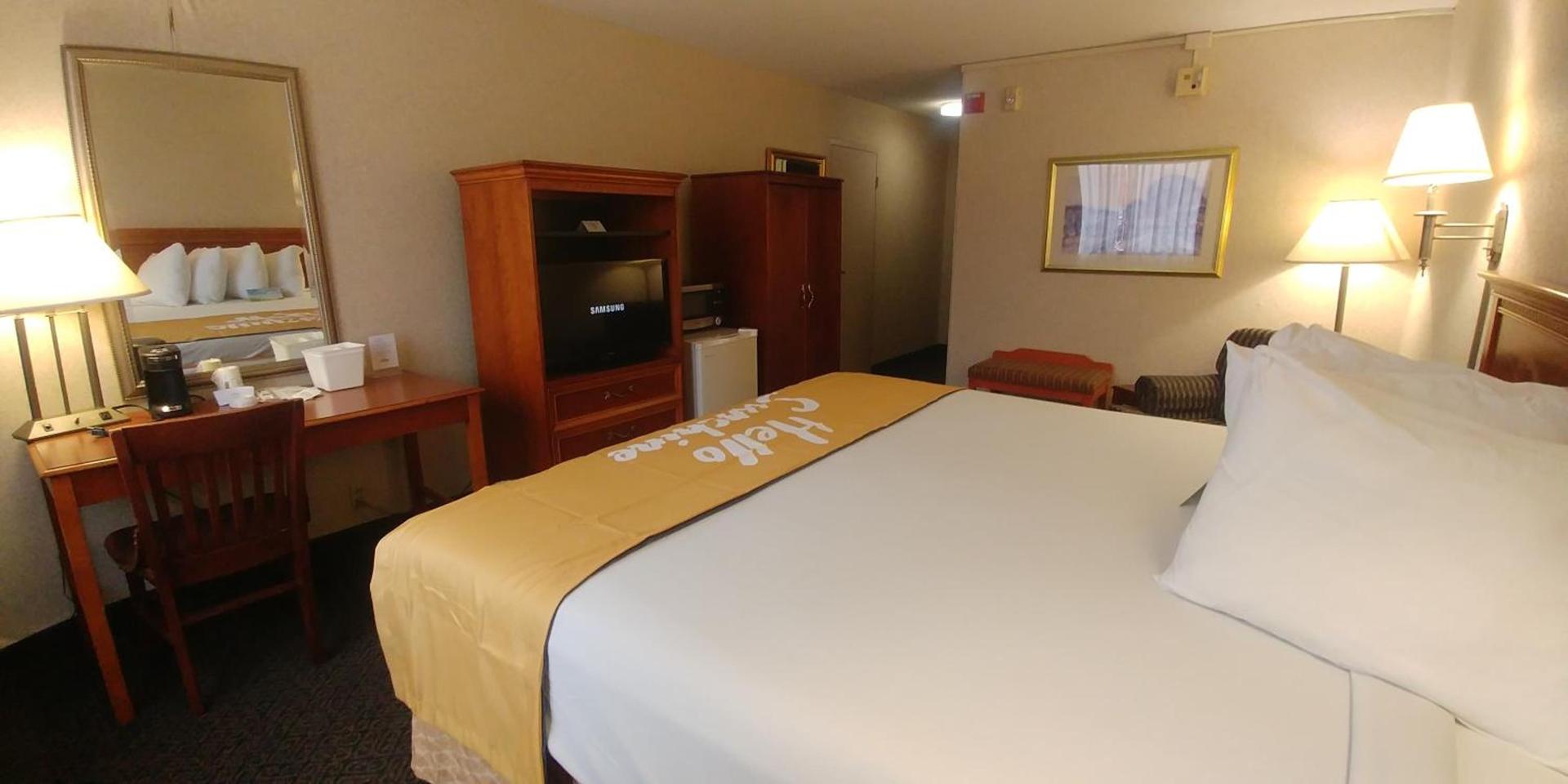 Days Inn by Wyndham Sidney OH photo 18