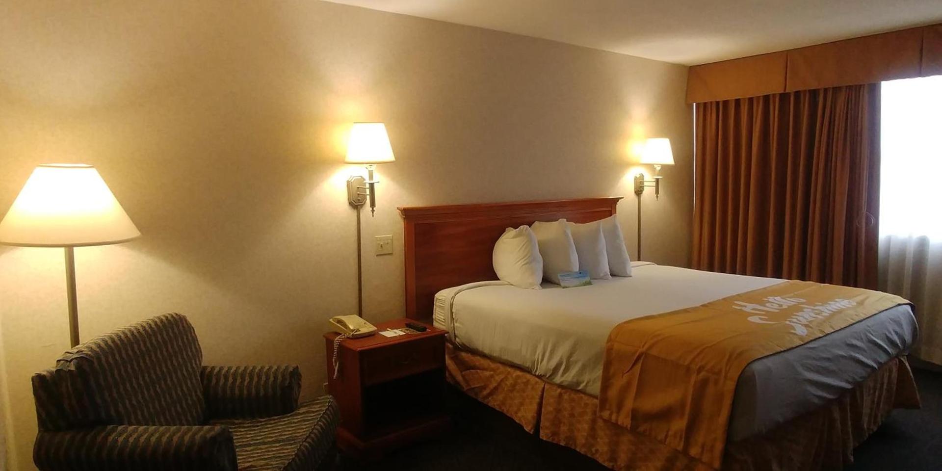 Days Inn by Wyndham Sidney OH photo 19