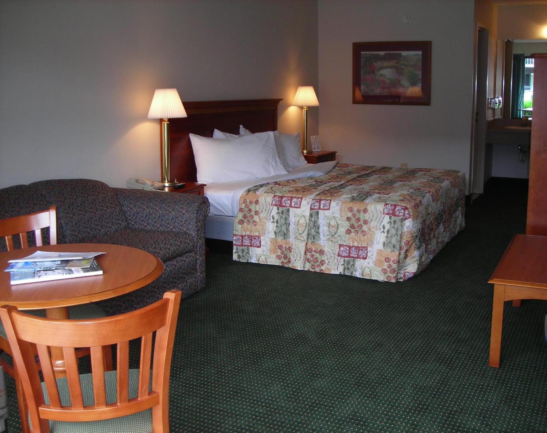 Atlantic Inn photo 9