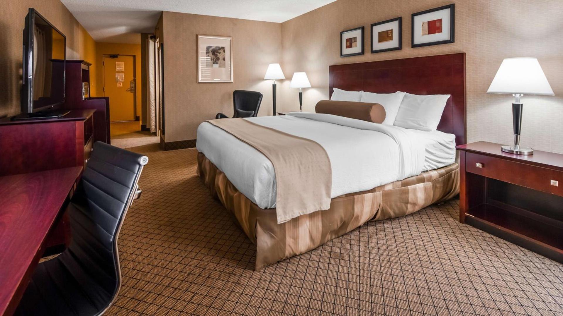 Best Western Plus York Hotel and Conference Center photo 24