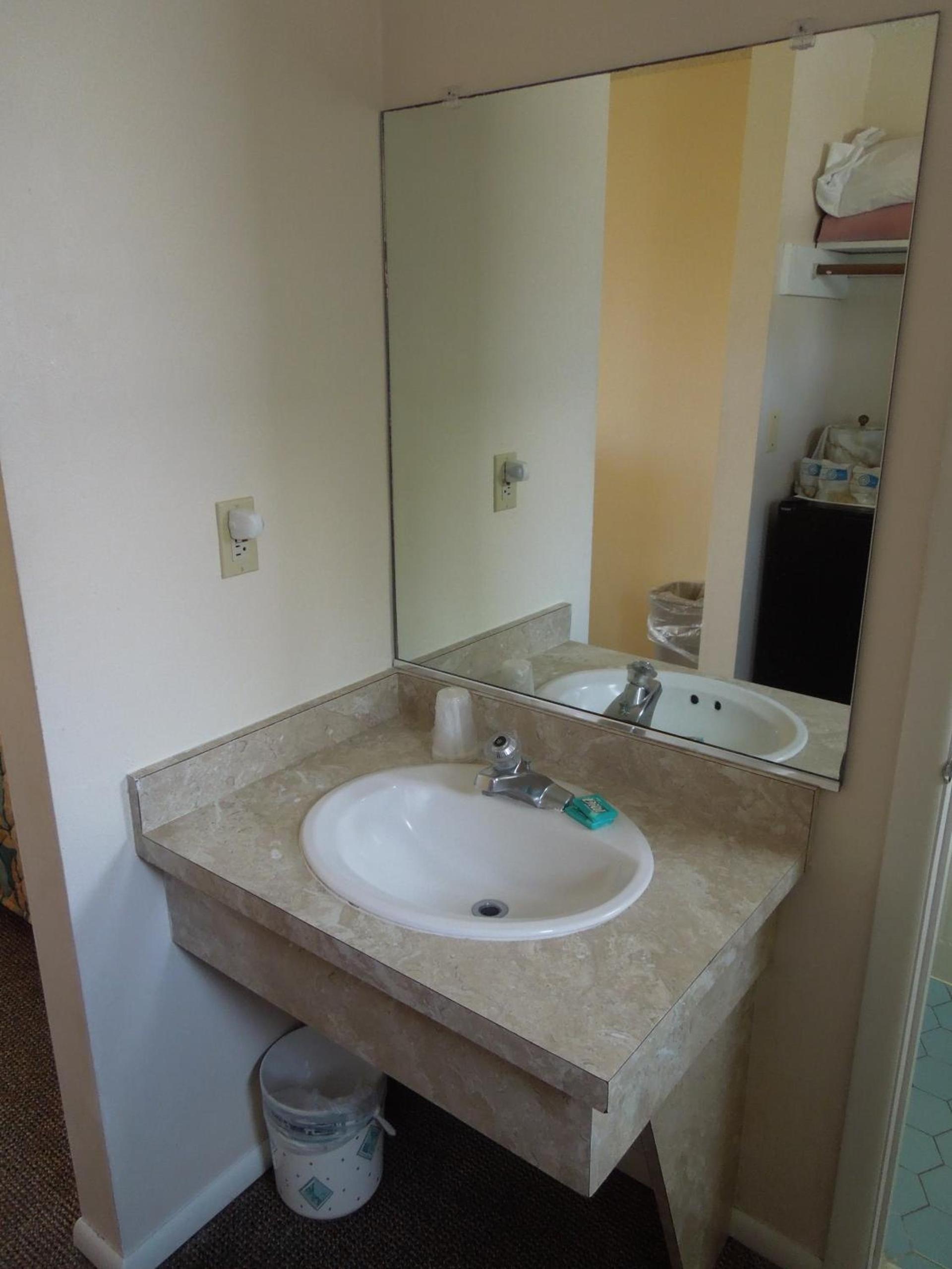 The Jetty Motel photo 7