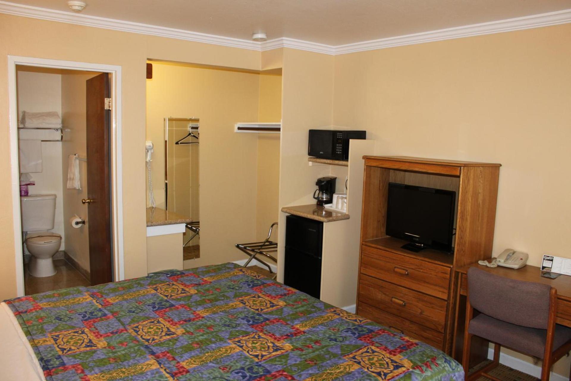 Villa Inn photo 12