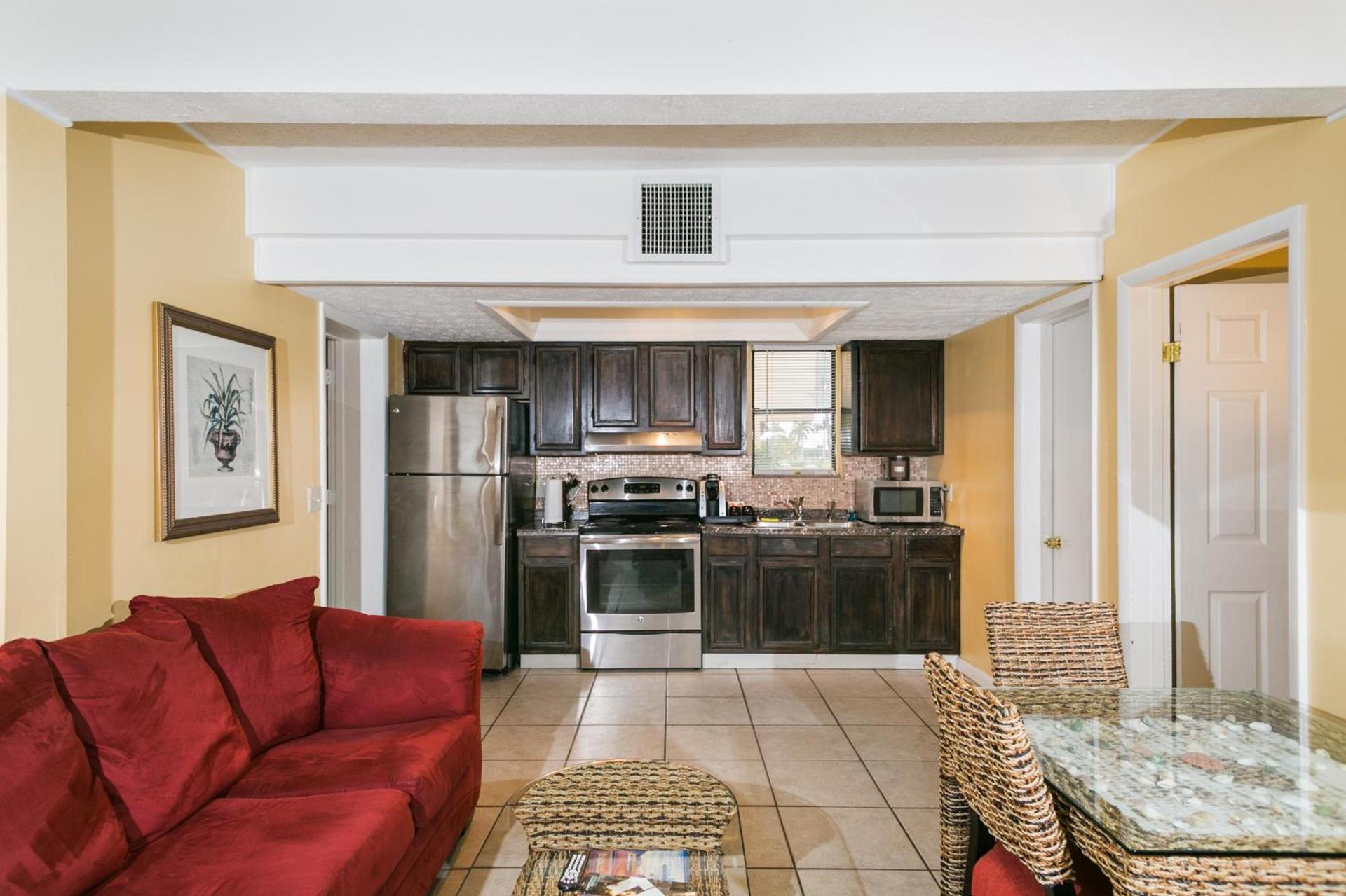 Royal Inn Beach Hutchinson Island photo 41