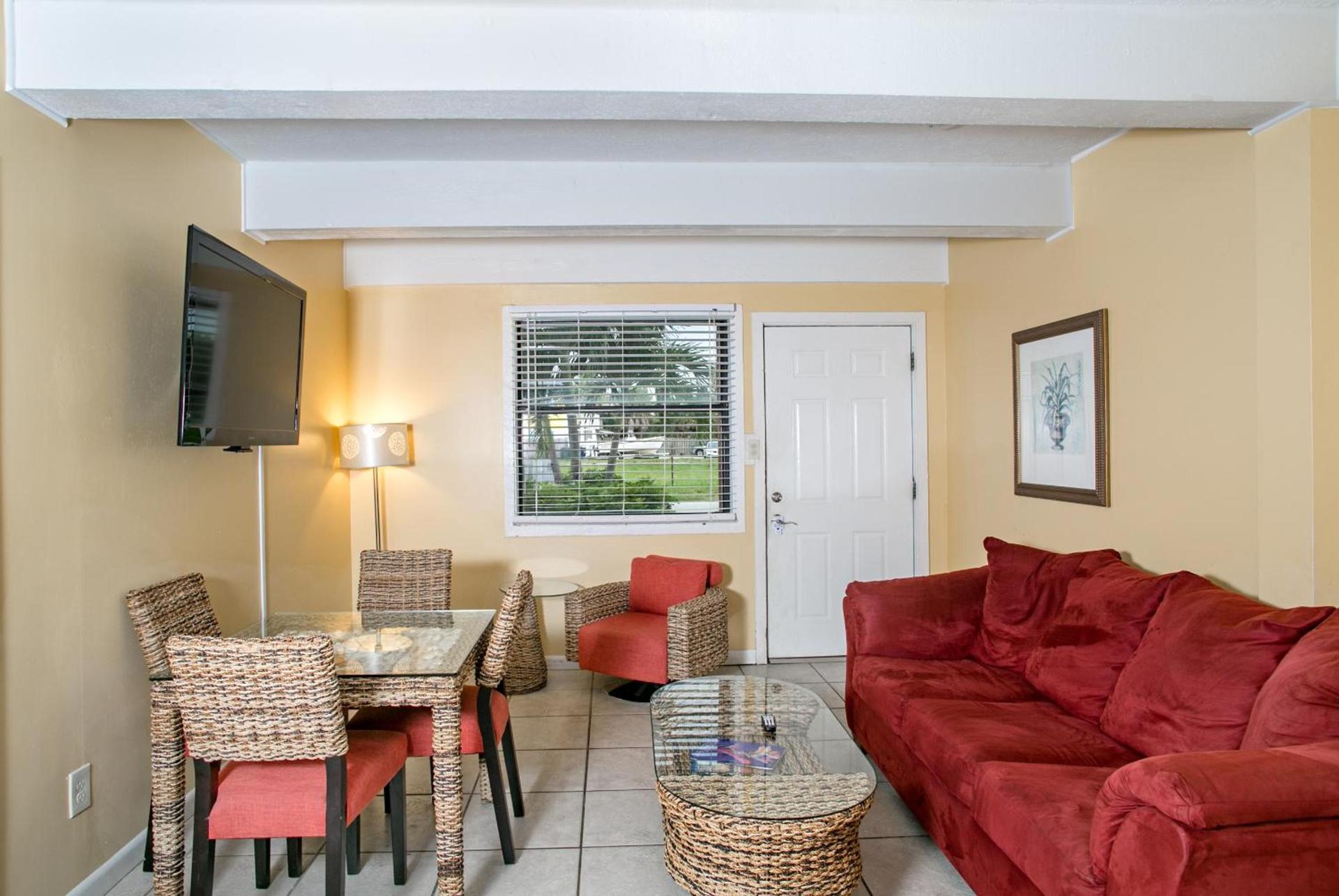 Royal Inn Beach Hutchinson Island photo 42