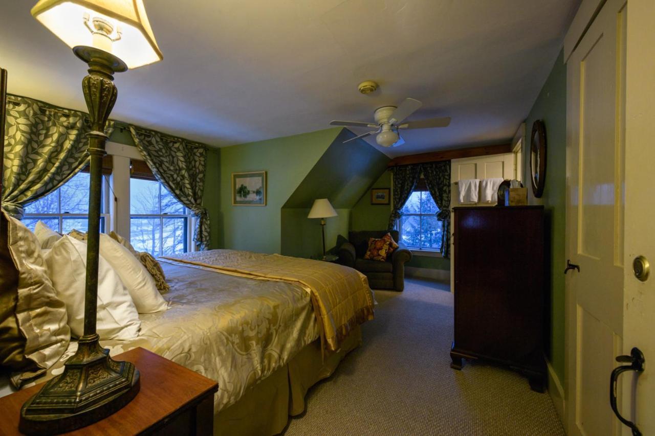 Follansbee Inn photo 87