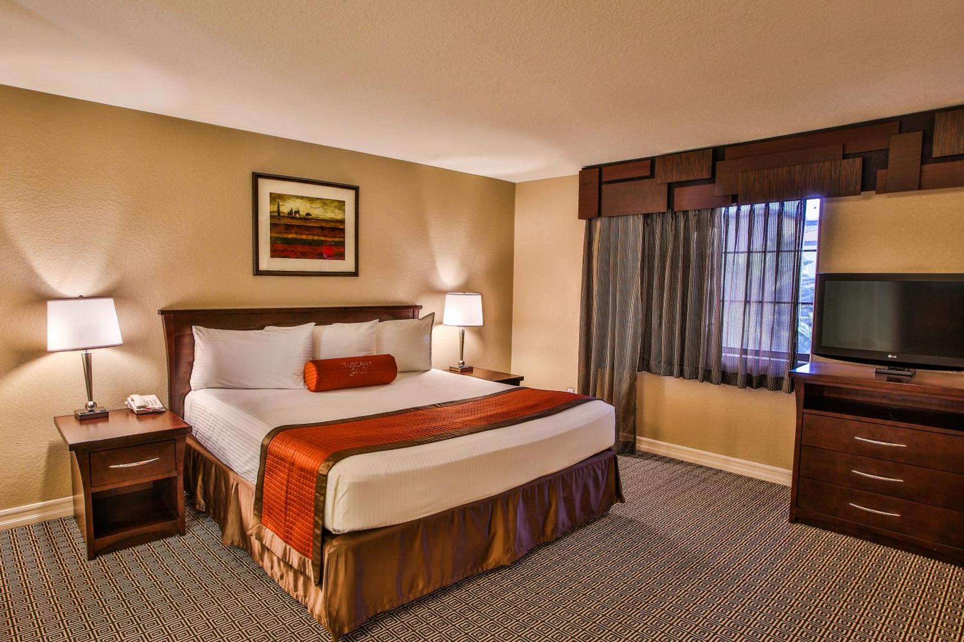 Tuscany Suites & Casino photo 3