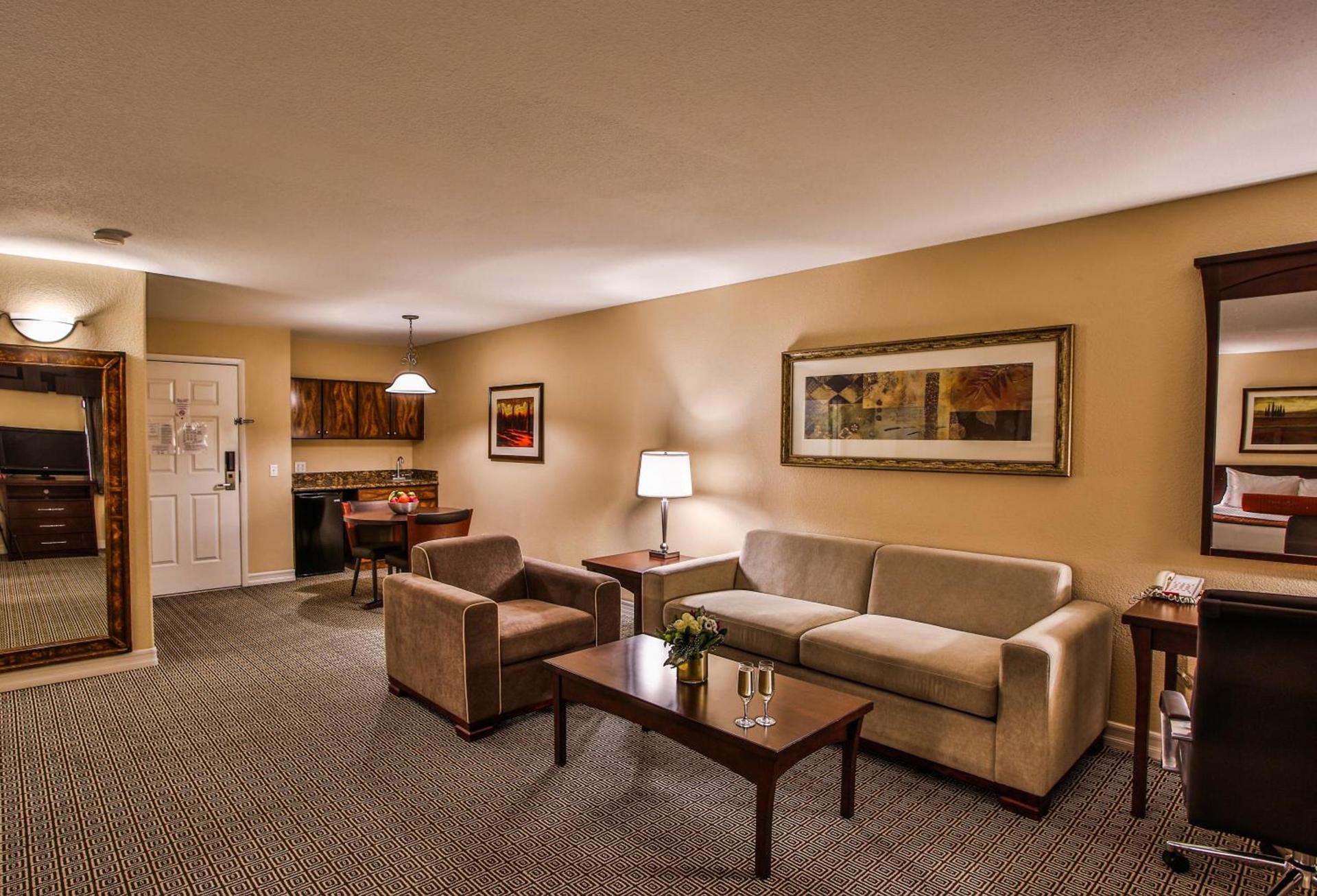 Tuscany Suites & Casino photo 5