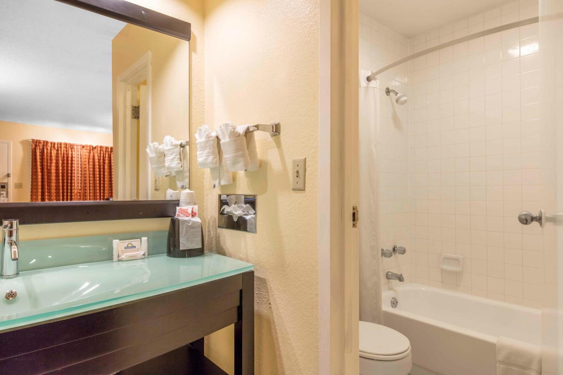 Motel 6-Little Rock, AR - Airport photo 13