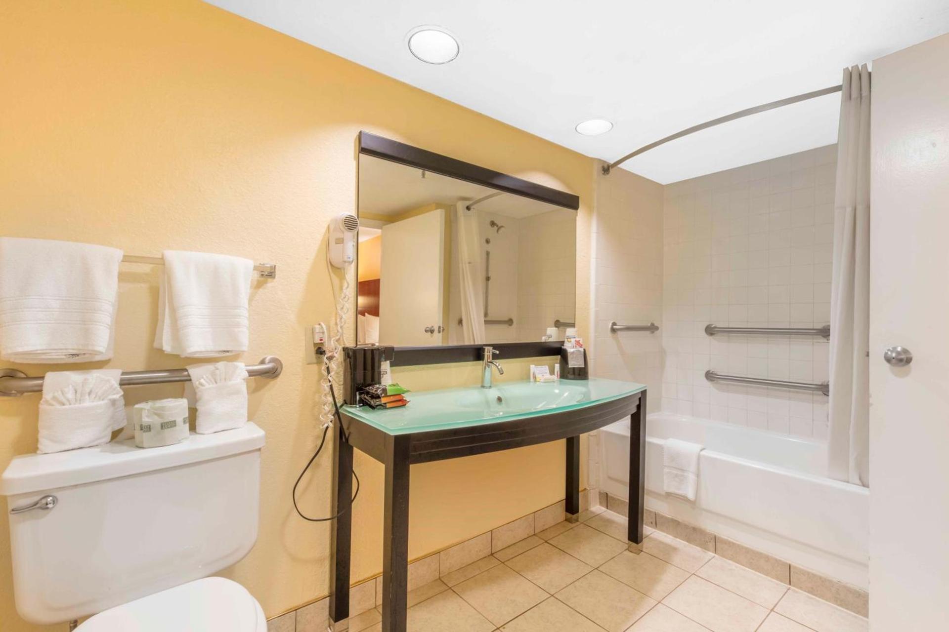 Motel 6-Little Rock, AR - Airport photo 8