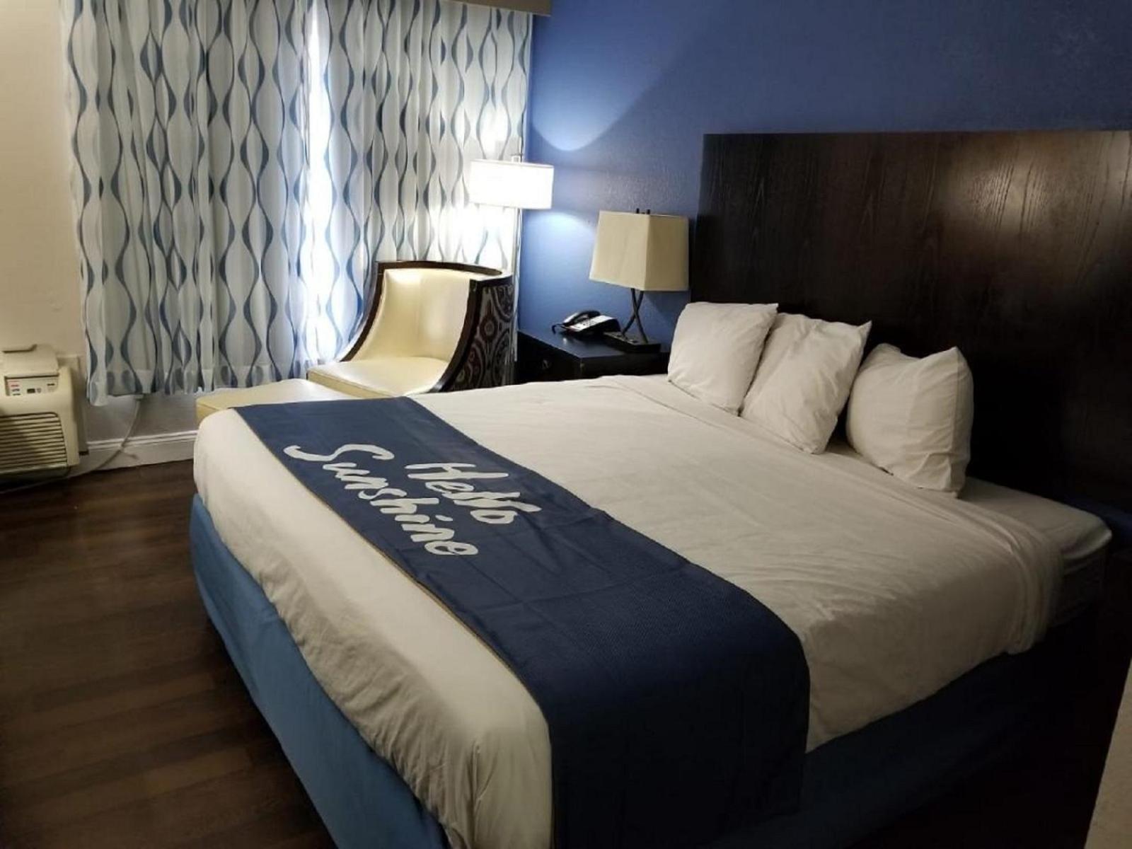 Days Inn by Wyndham Thomson photo 12