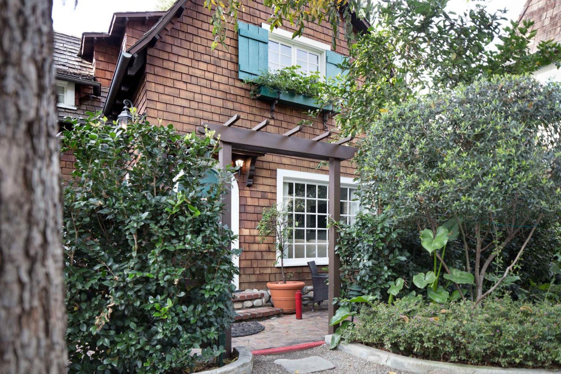 The Charlie West Hollywood photo 51