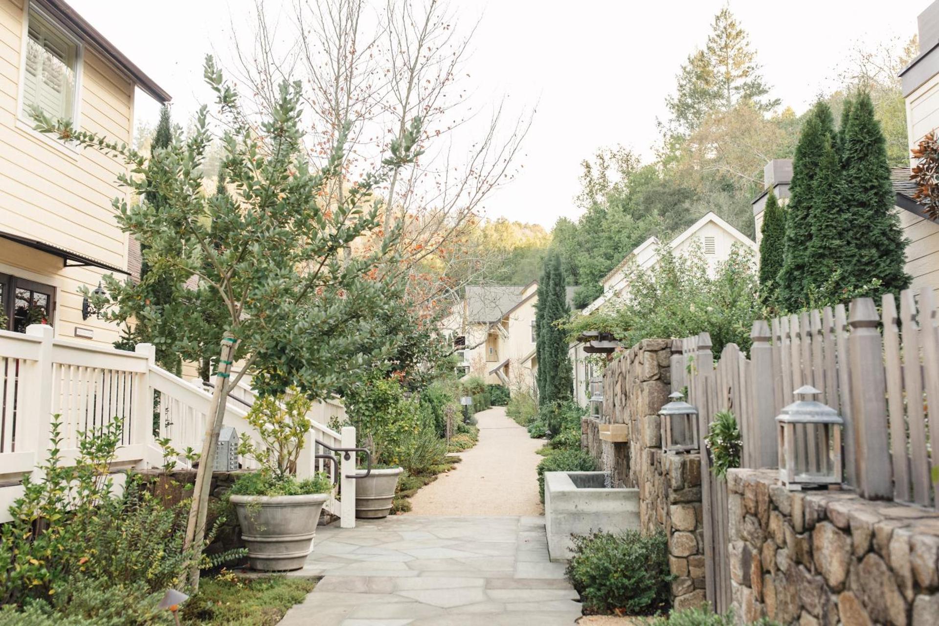 Farmhouse Inn photo 8
