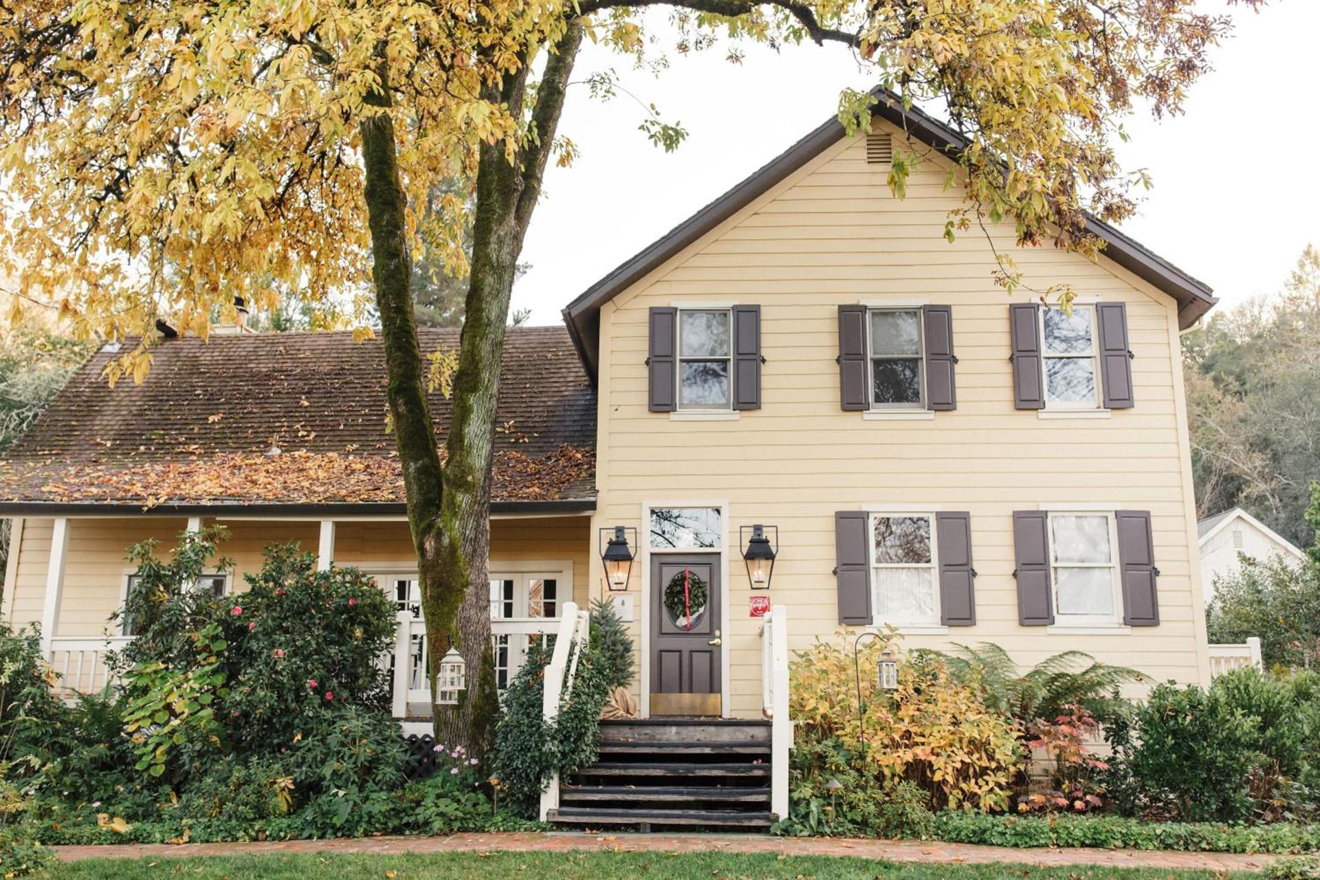 Farmhouse Inn photo 1