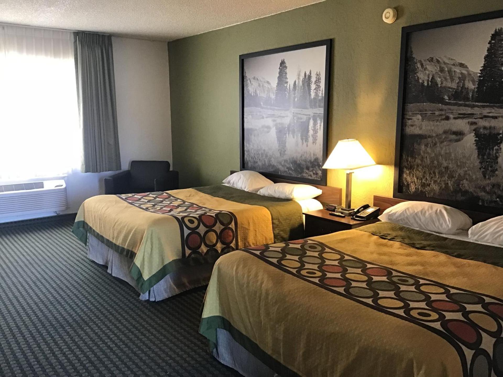 Super 8 by Wyndham Wendover photo 49