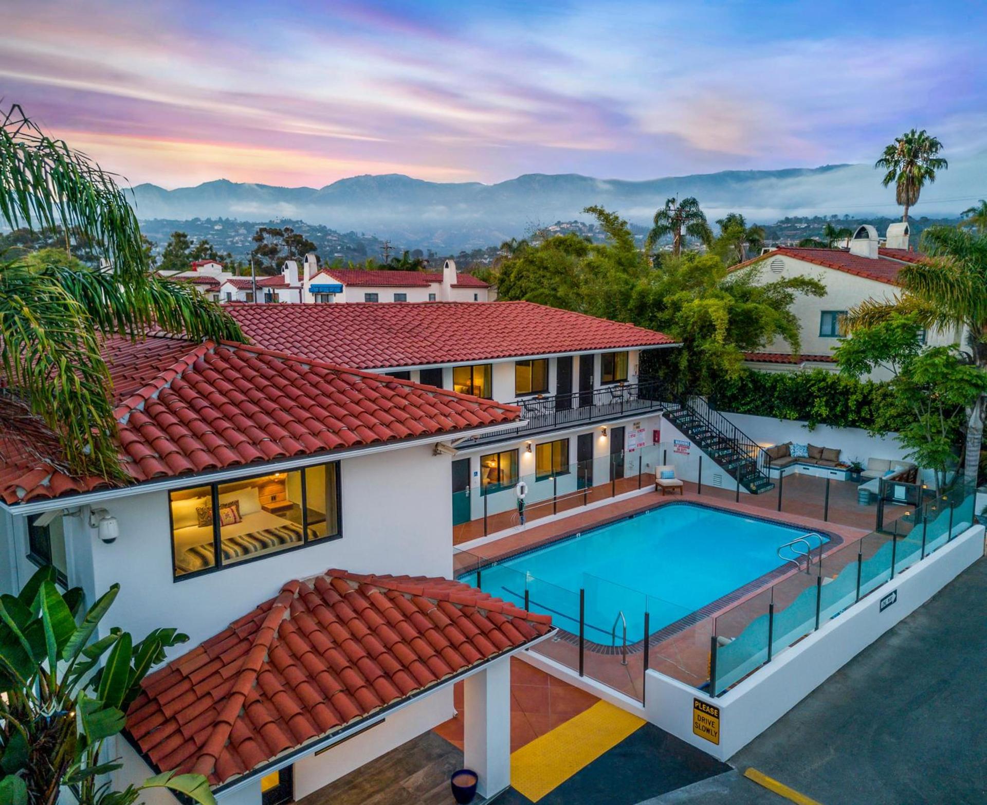 Blue Sands Inn, A Kirkwood Collection Hotel photo 4