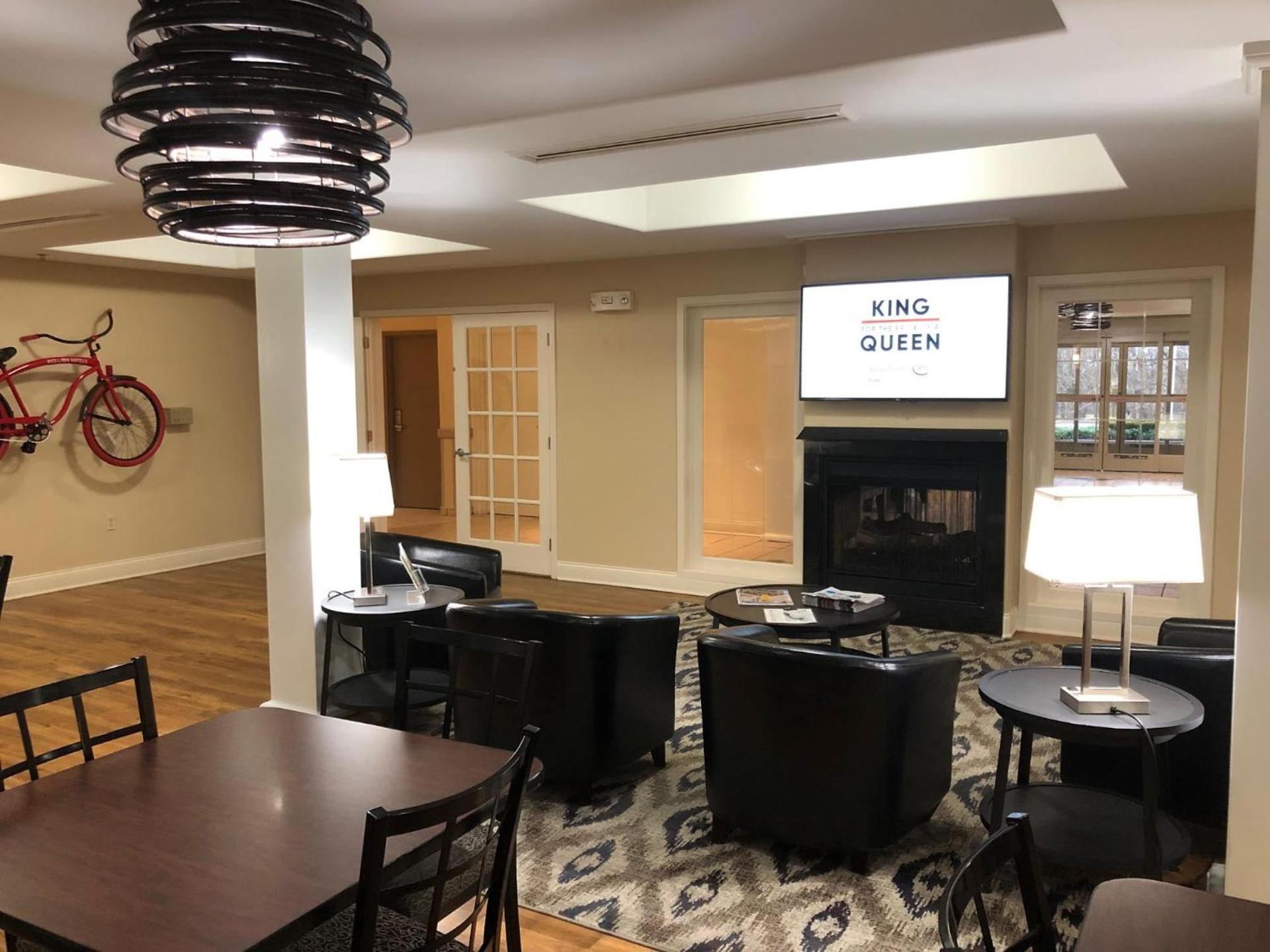 Country Inn & Suites Etown photo 3