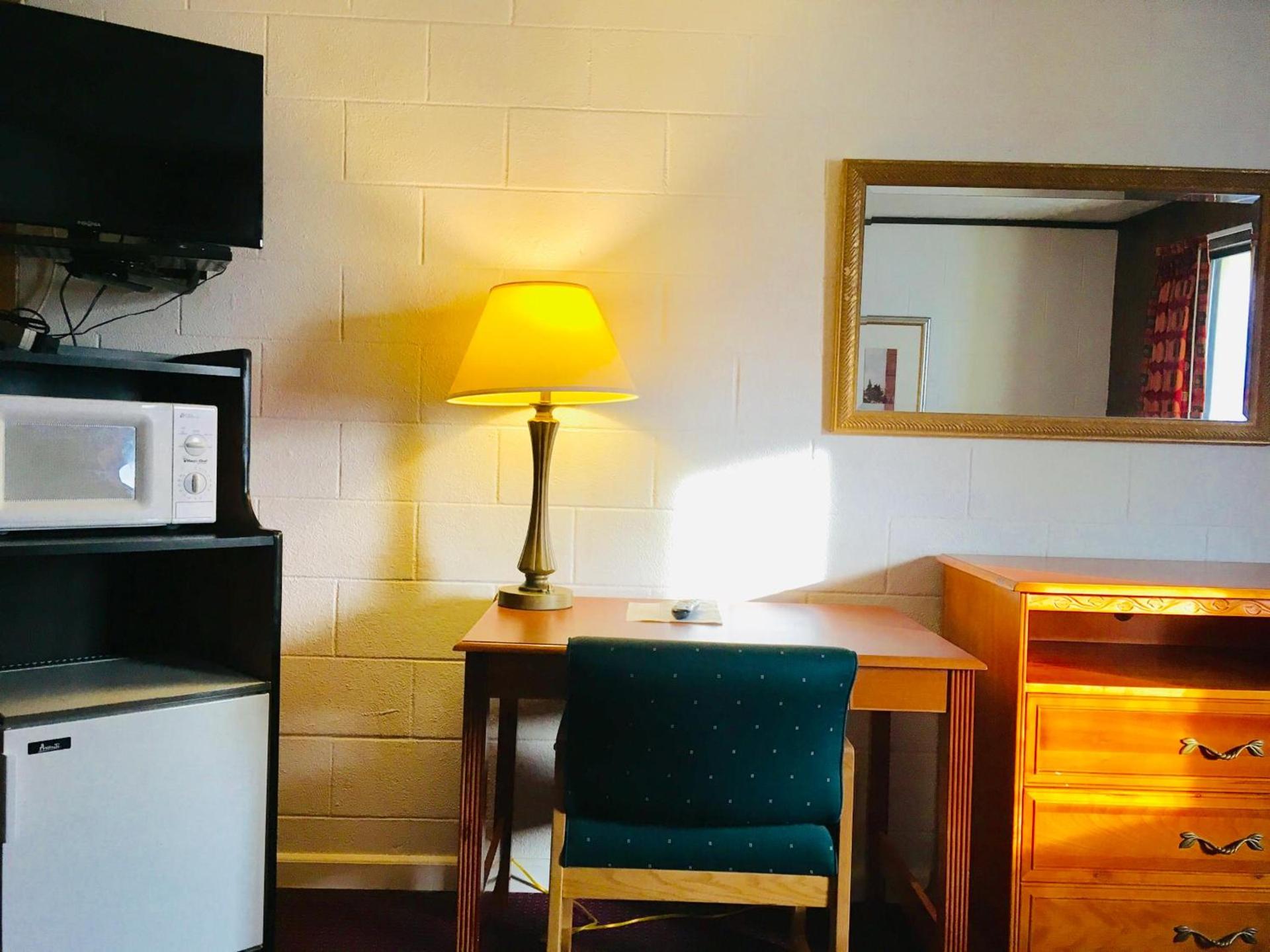 Granada Inn Motel - Kalkaska photo 23
