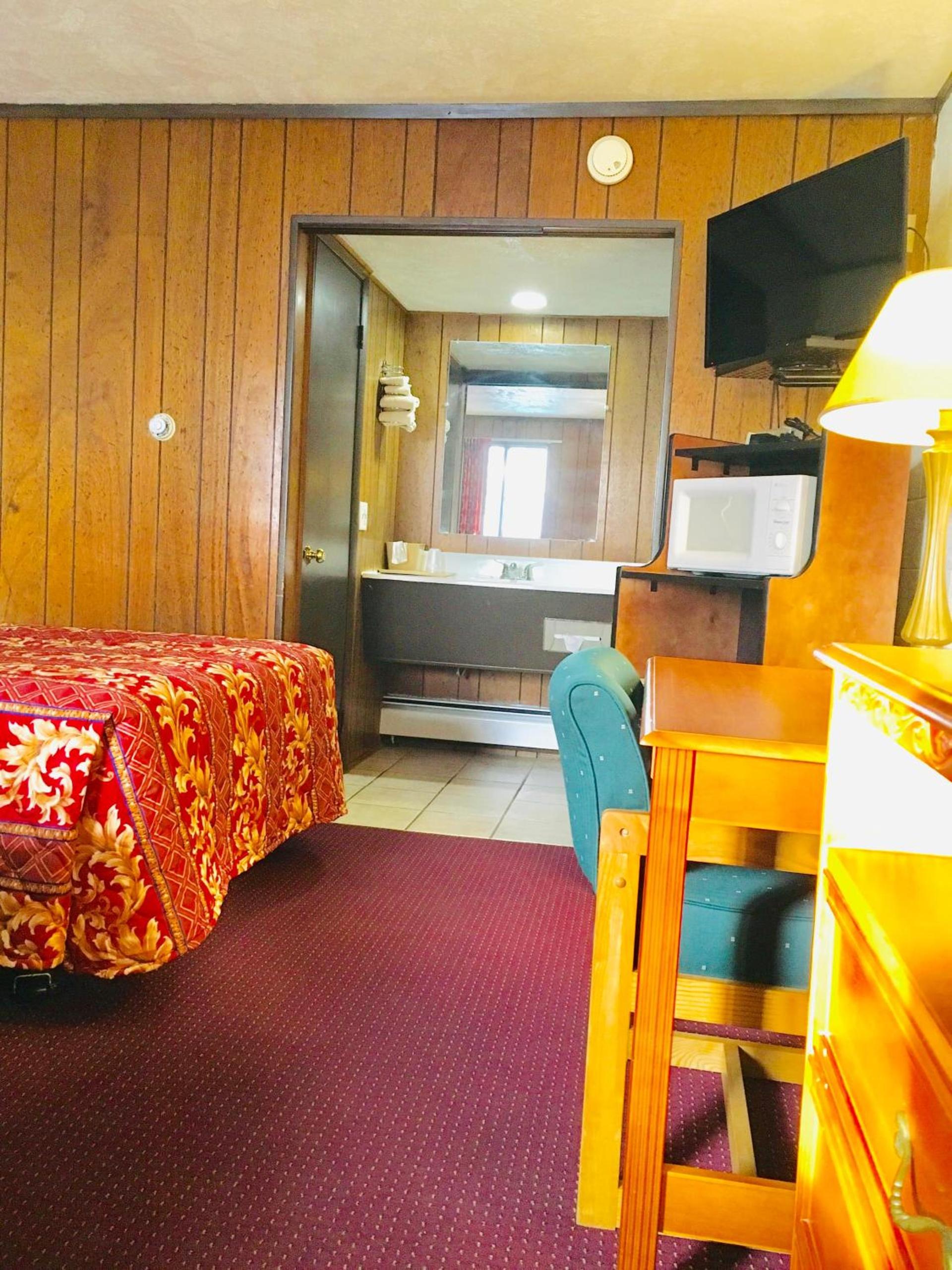 Granada Inn Motel - Kalkaska photo 22