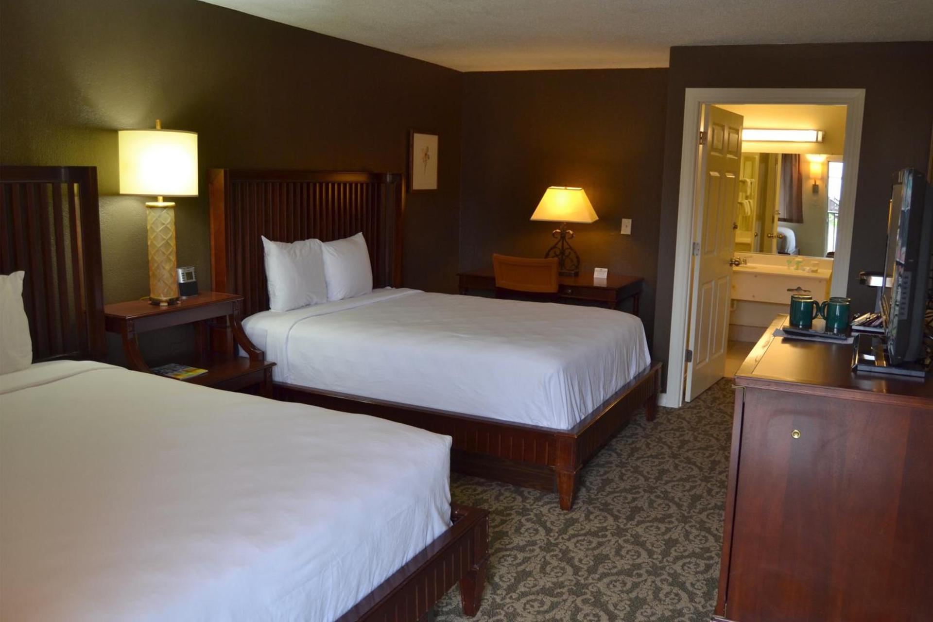 Cascades Inn photo 50
