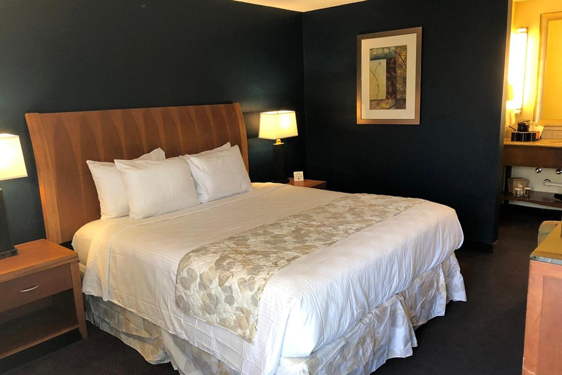 Cascades Inn photo 48