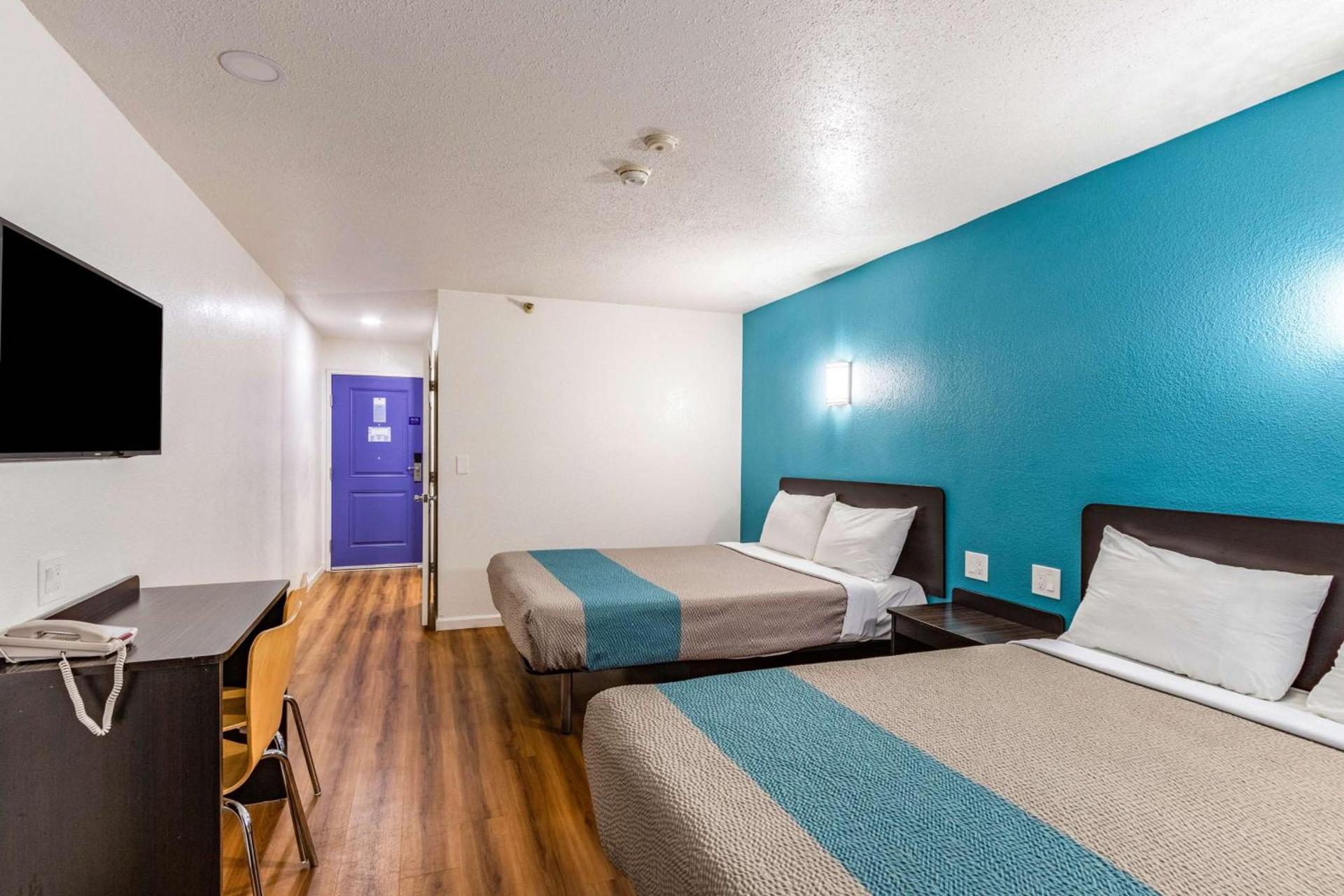 Motel 6-Fountain Valley, CA - Huntington Beach Area photo 3