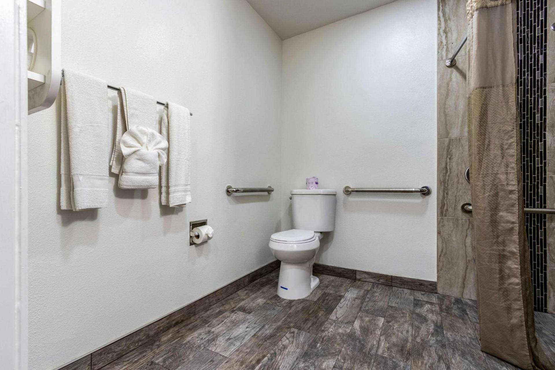 Motel 6-Fountain Valley, CA - Huntington Beach Area photo 23