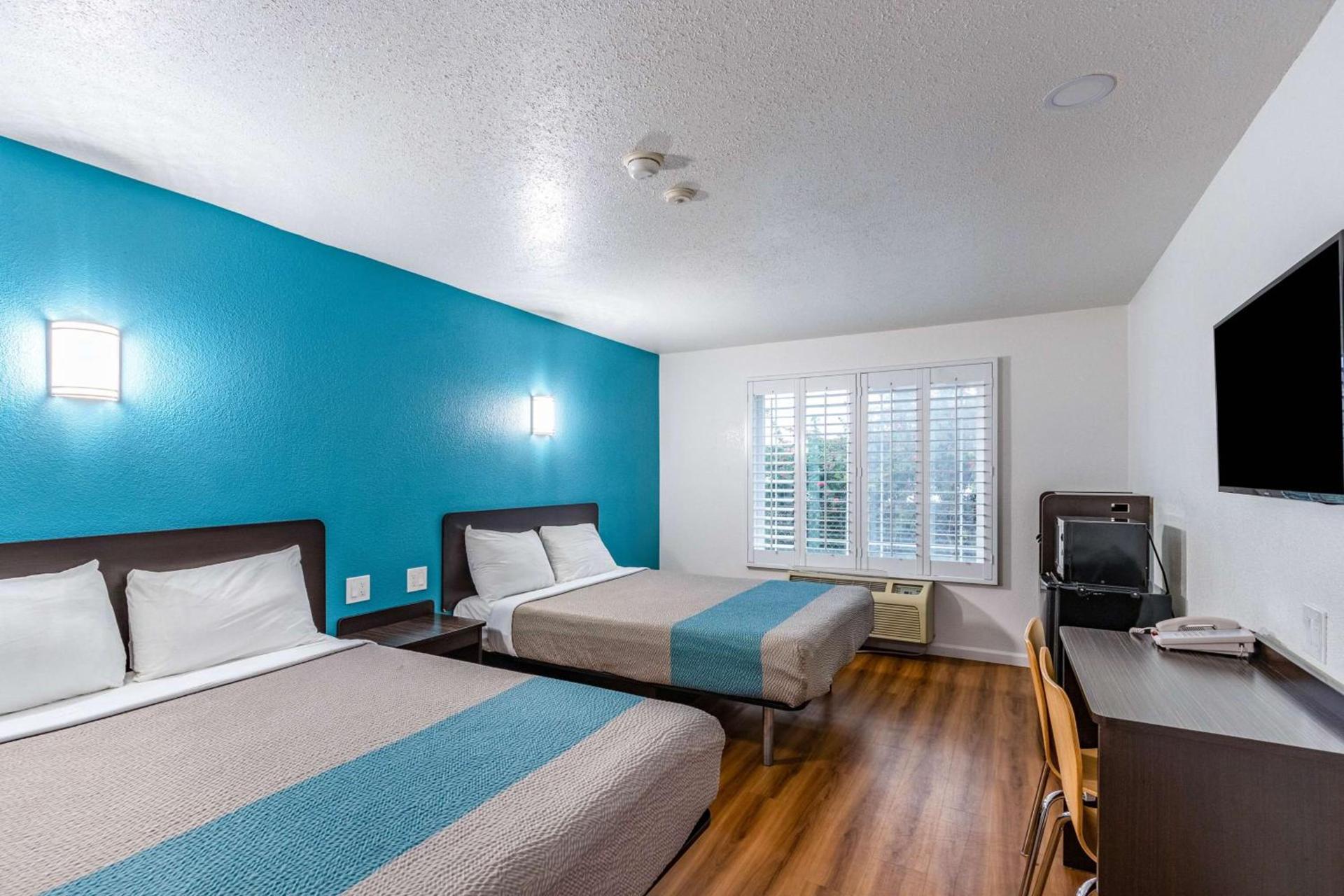 Motel 6-Fountain Valley, CA - Huntington Beach Area photo 38