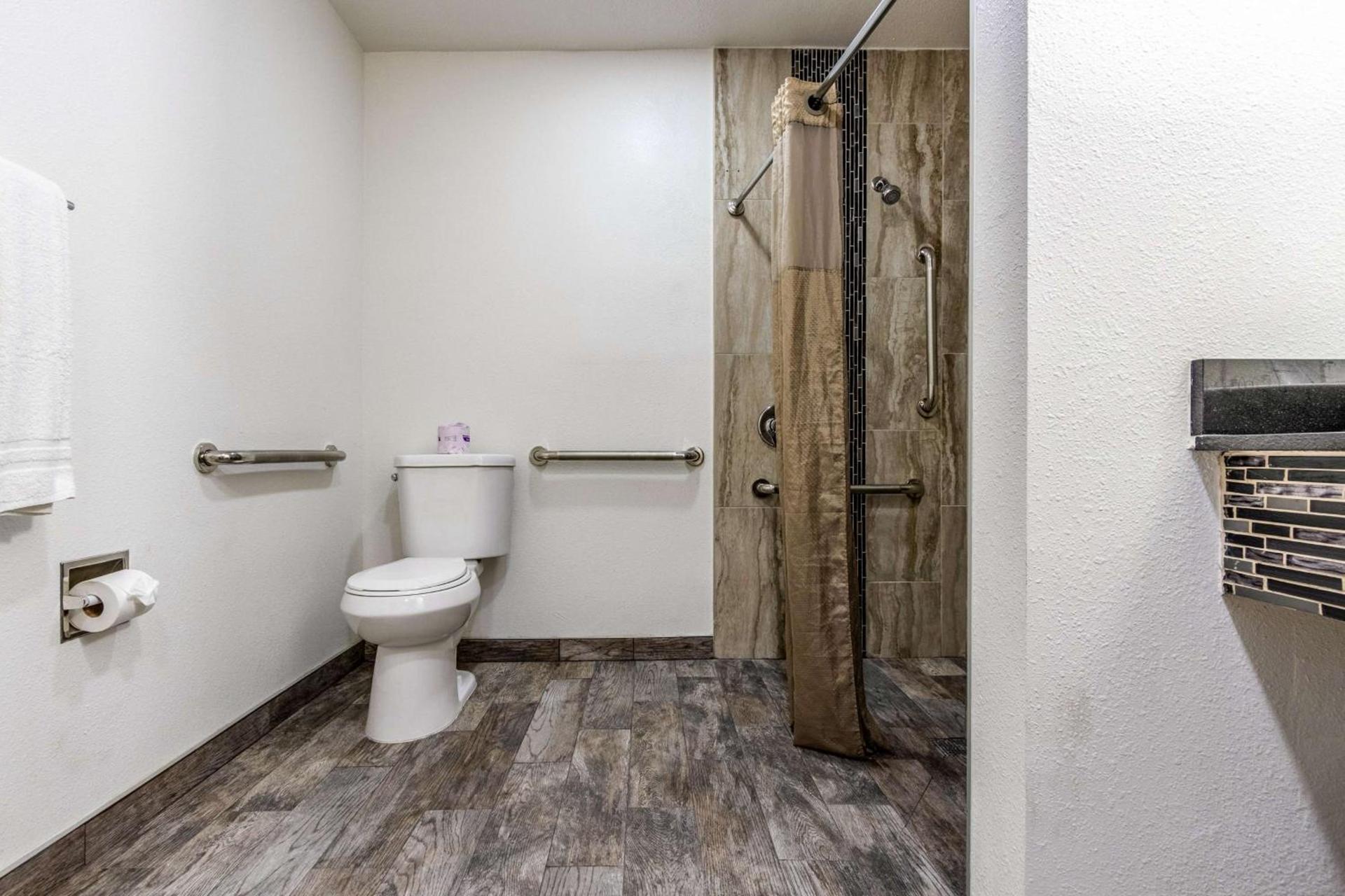 Motel 6-Fountain Valley, CA - Huntington Beach Area photo 22