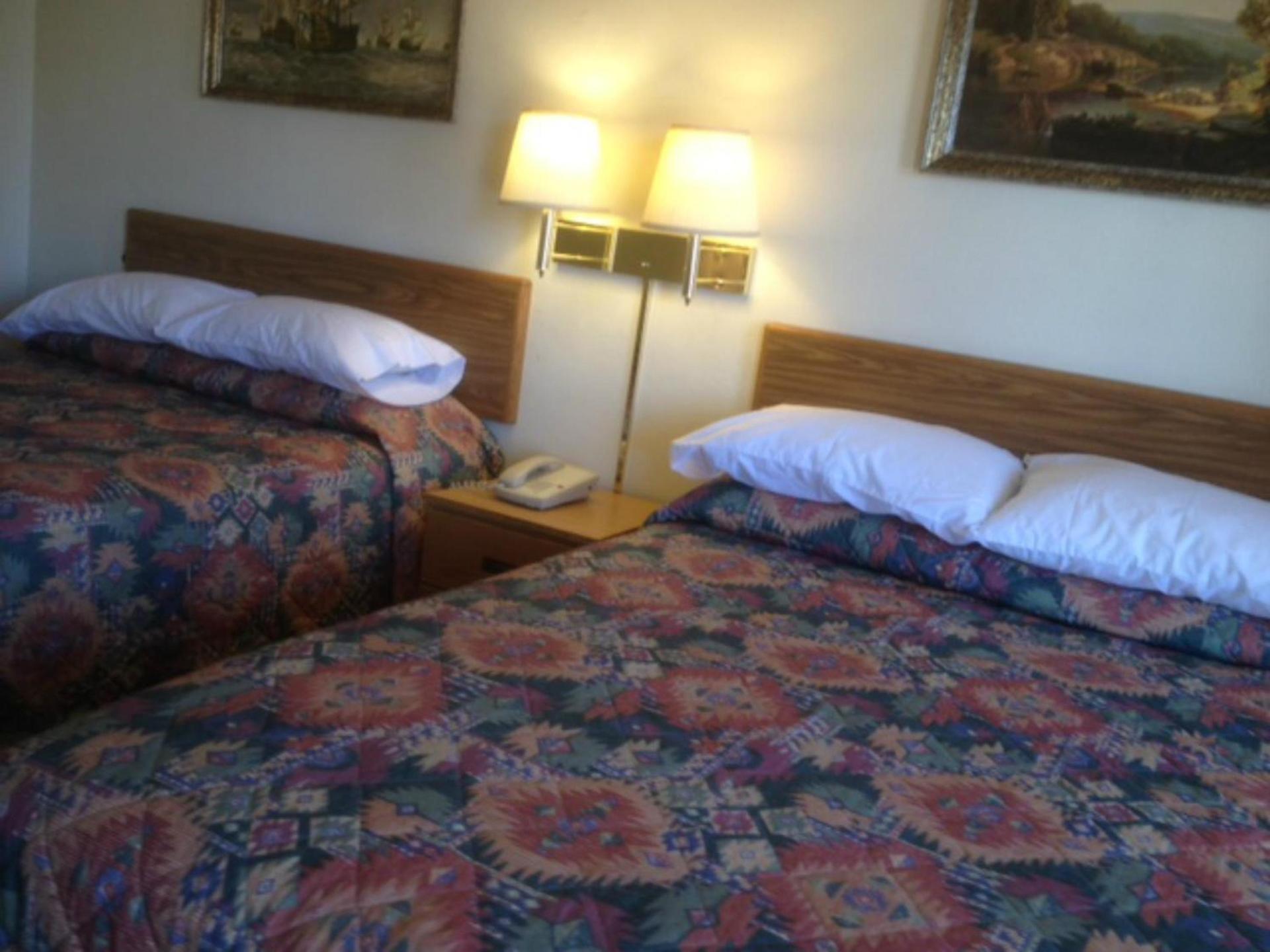 Economy Inn Alamogordo photo 19