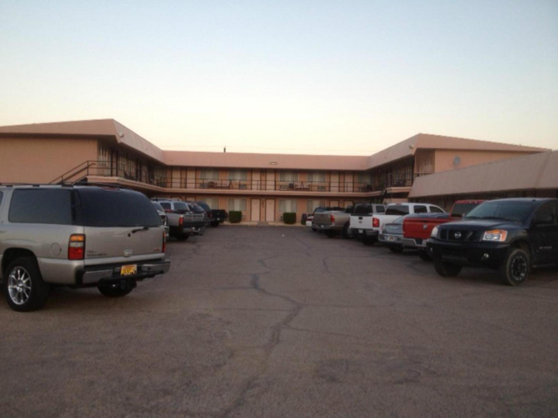 Economy Inn Alamogordo photo 12