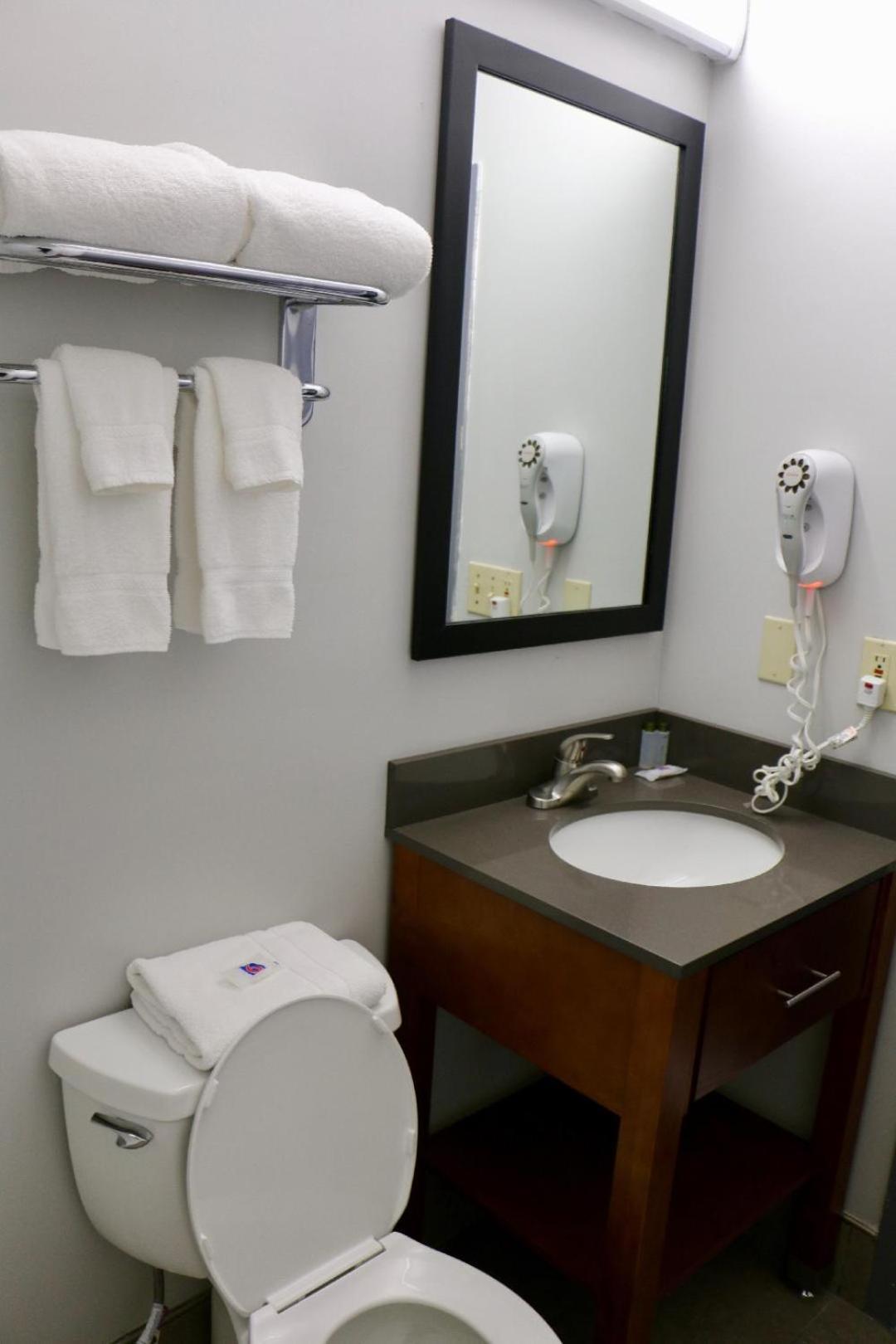Quality Inn & Suites Watertown Fort Drum photo 22