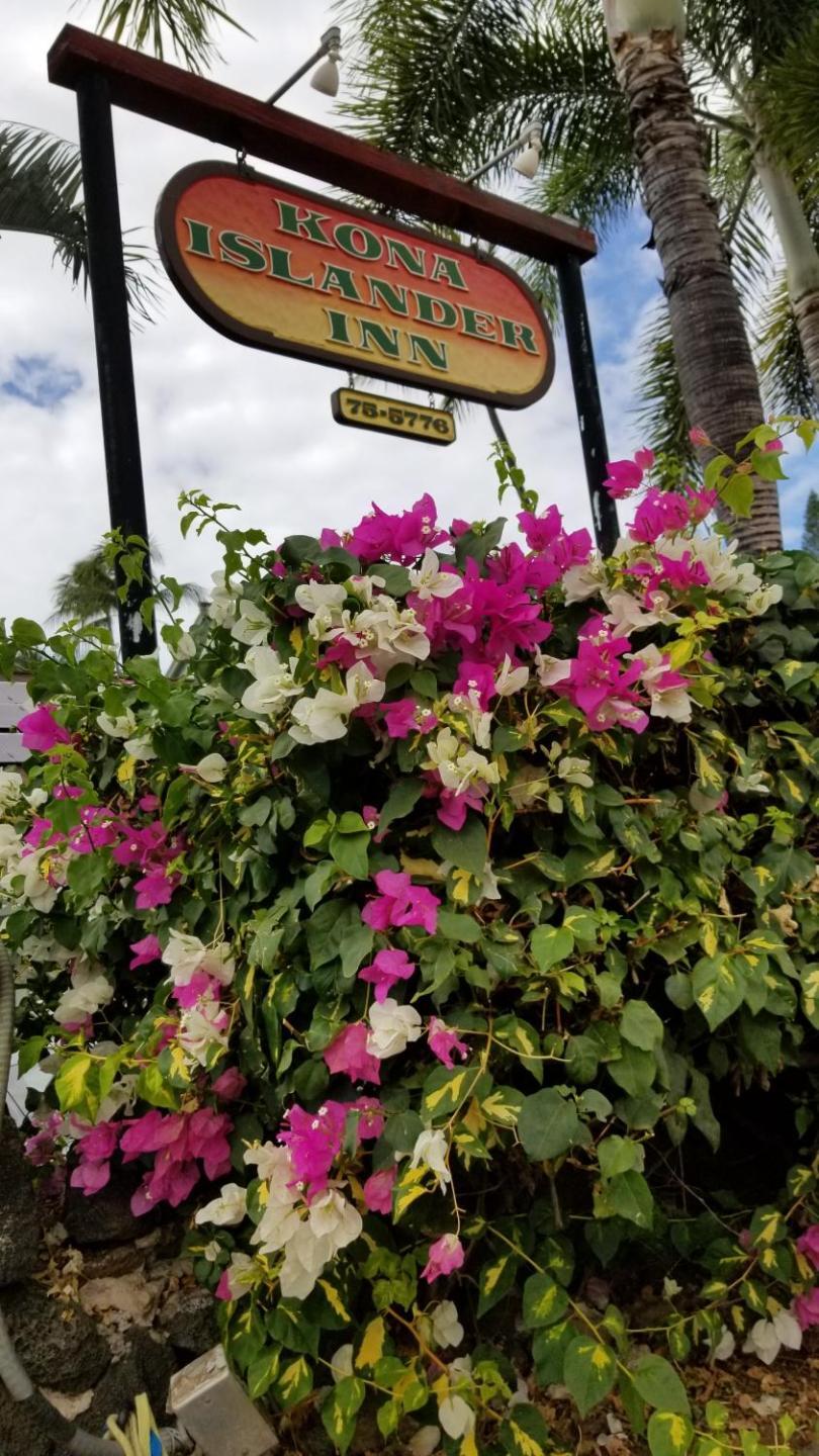 Kona Islander Inn - Prime Downtown Location with Hot Tub, Pool & Beach photo 13