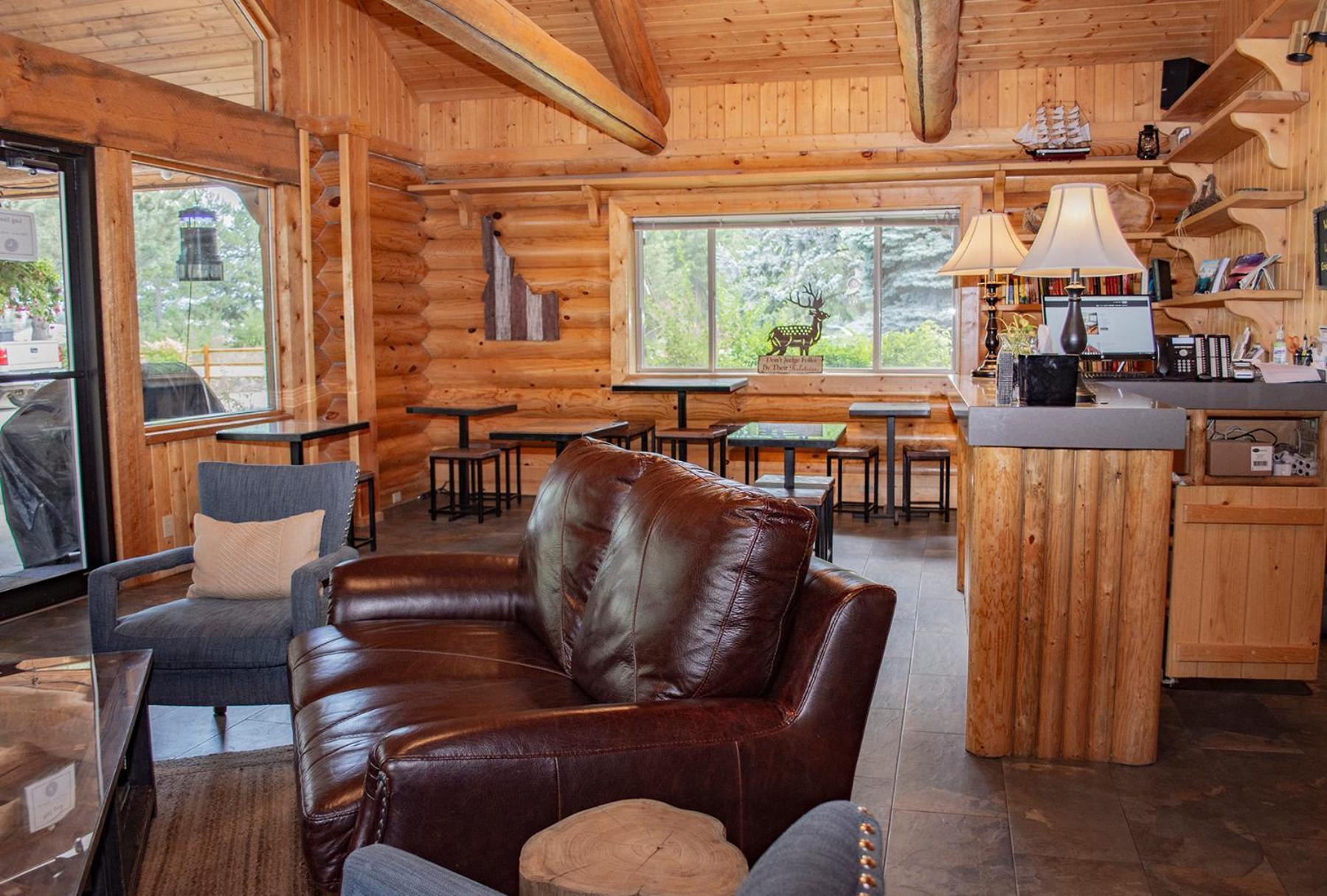 Log Inn Bonners Ferry photo 2
