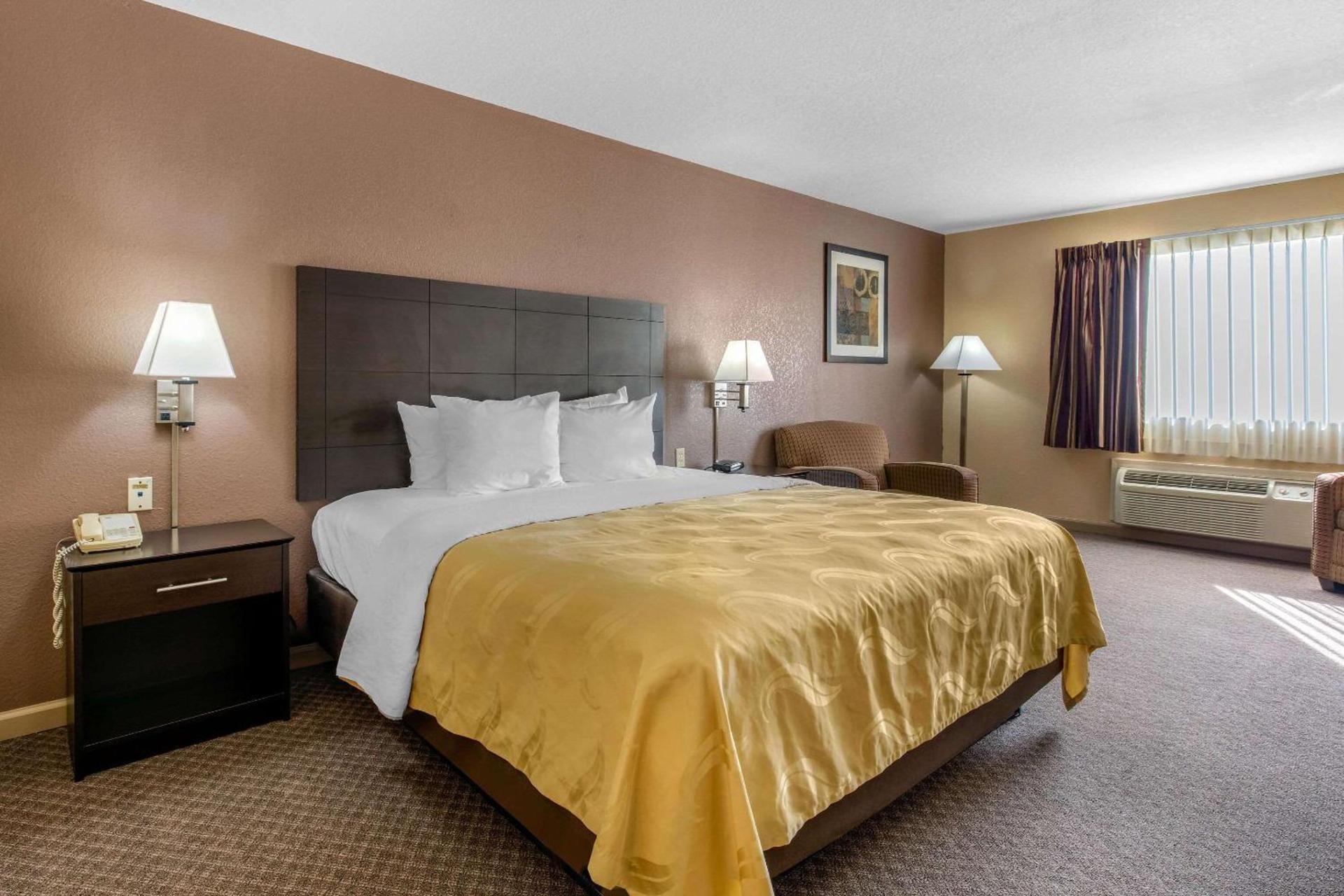 Quality Inn West Memphis I-40 photo 7