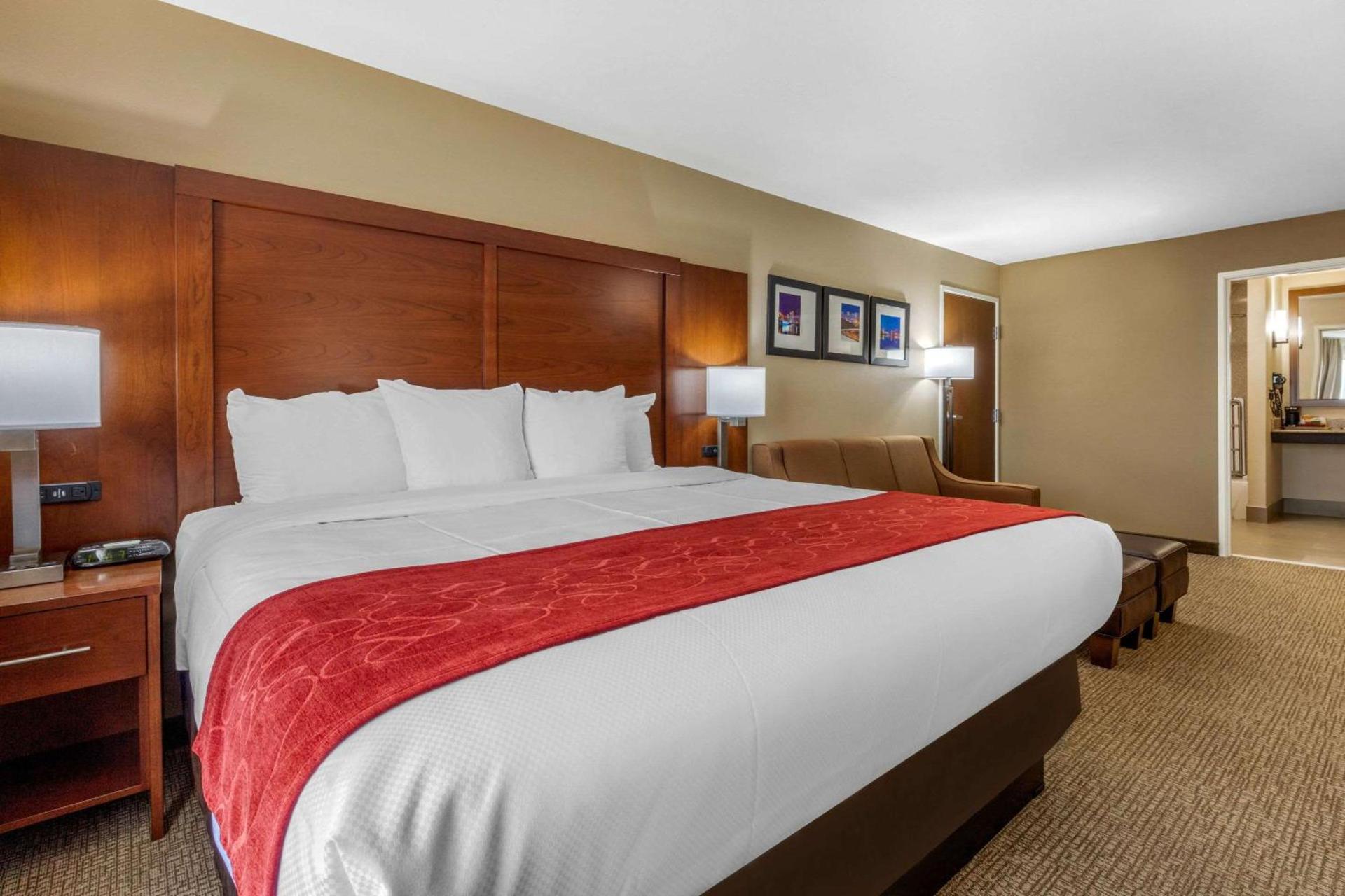 Spark by Hilton Pelham Birmingham I 65 photo 31