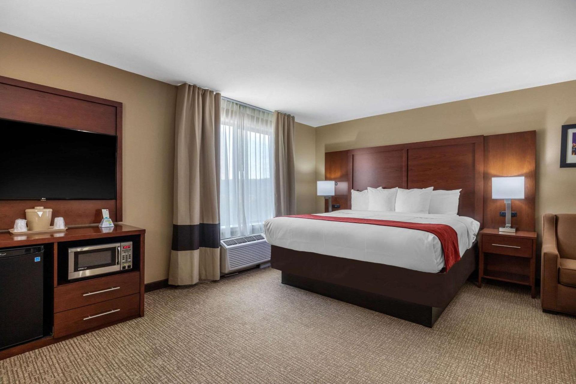 Spark by Hilton Pelham Birmingham I 65 photo 42