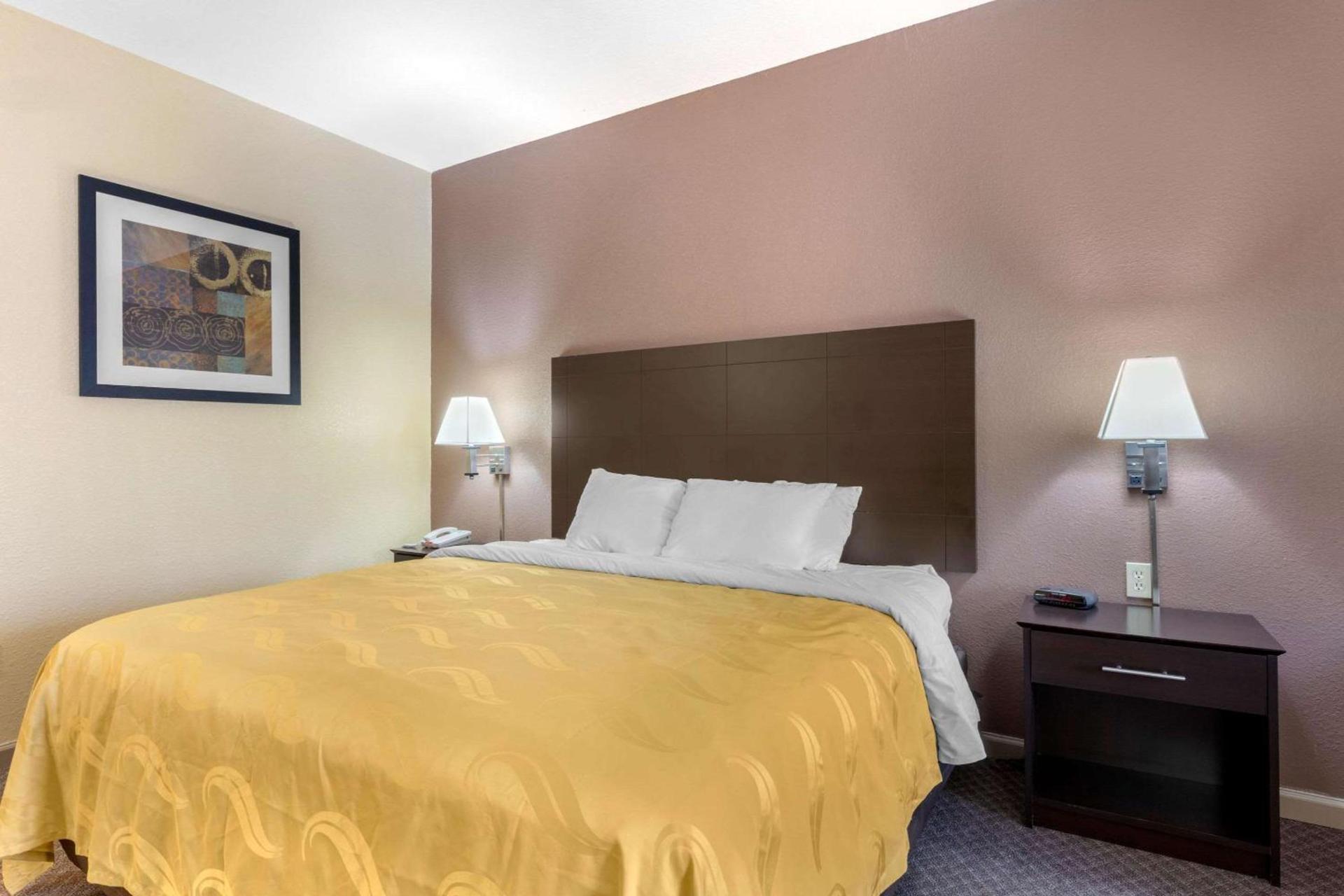 Quality Inn West Memphis I-40 photo 10