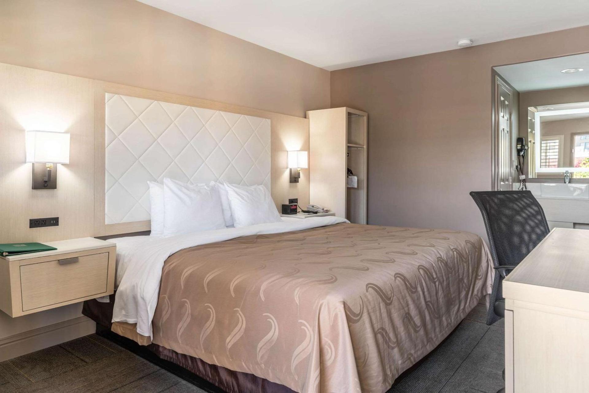 Signature Inn Berkeley photo 14