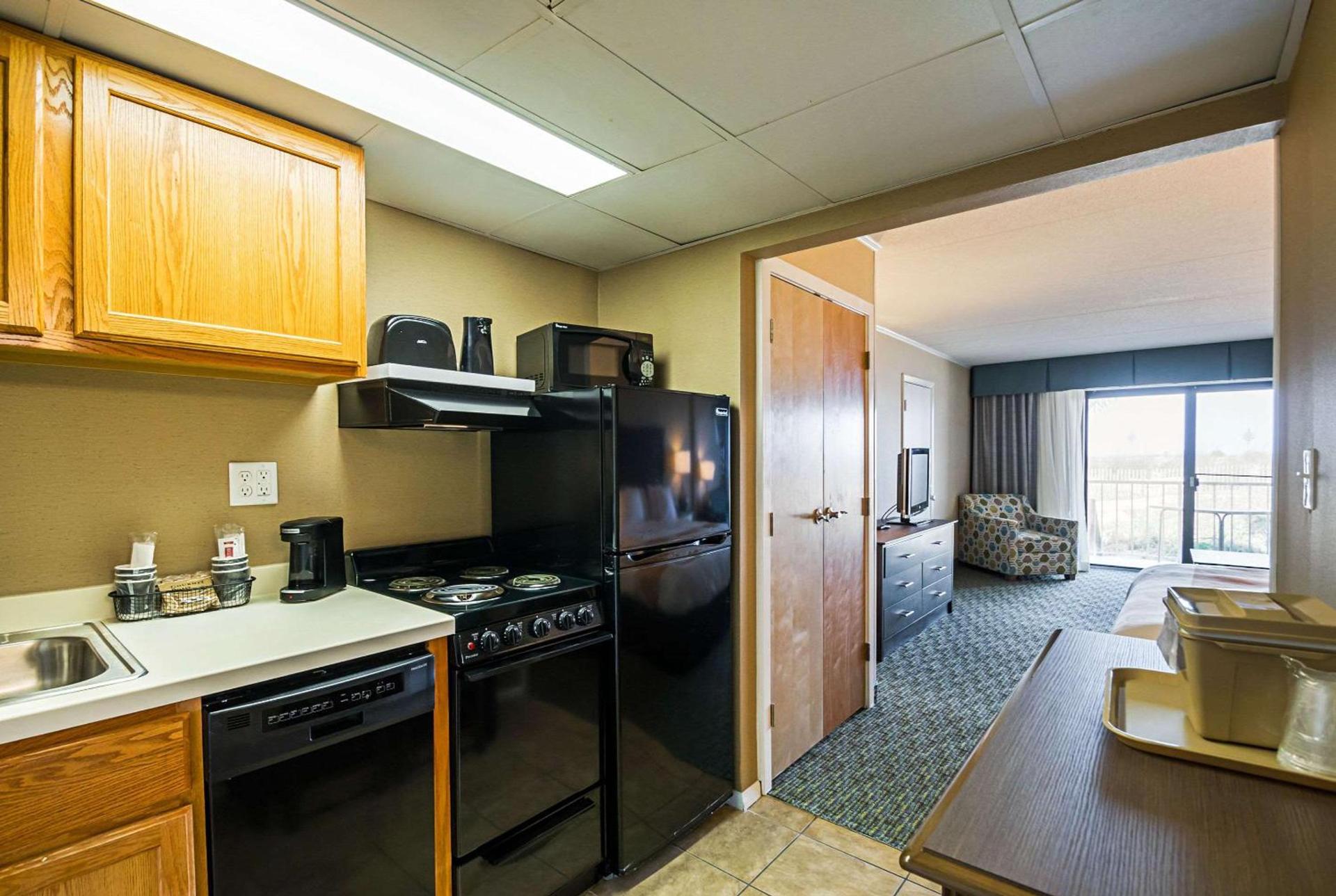 Quality Inn Oceanfront photo 12
