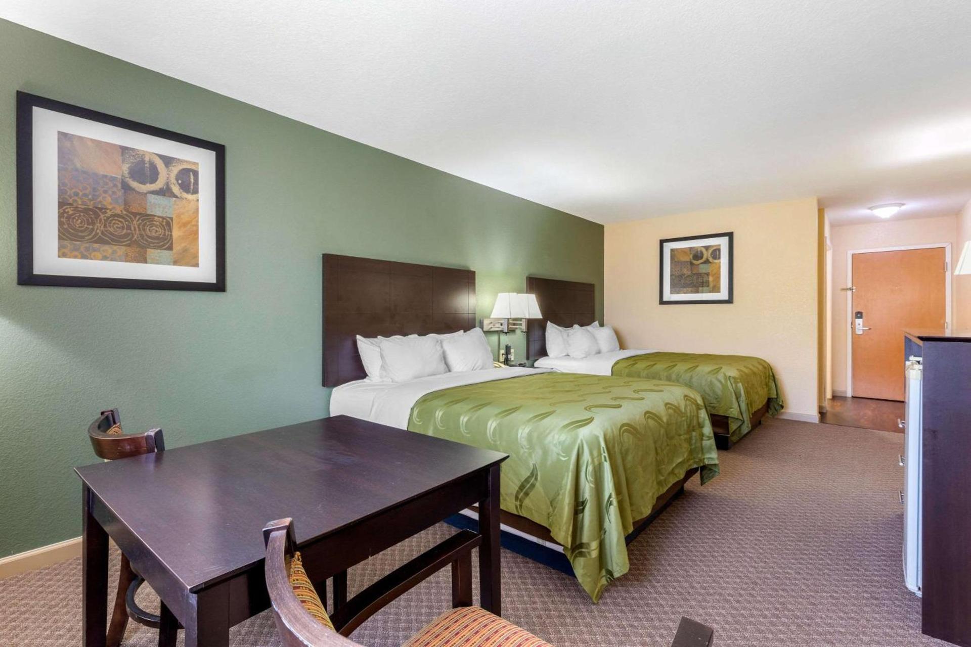 Quality Inn West Memphis I-40 photo 18