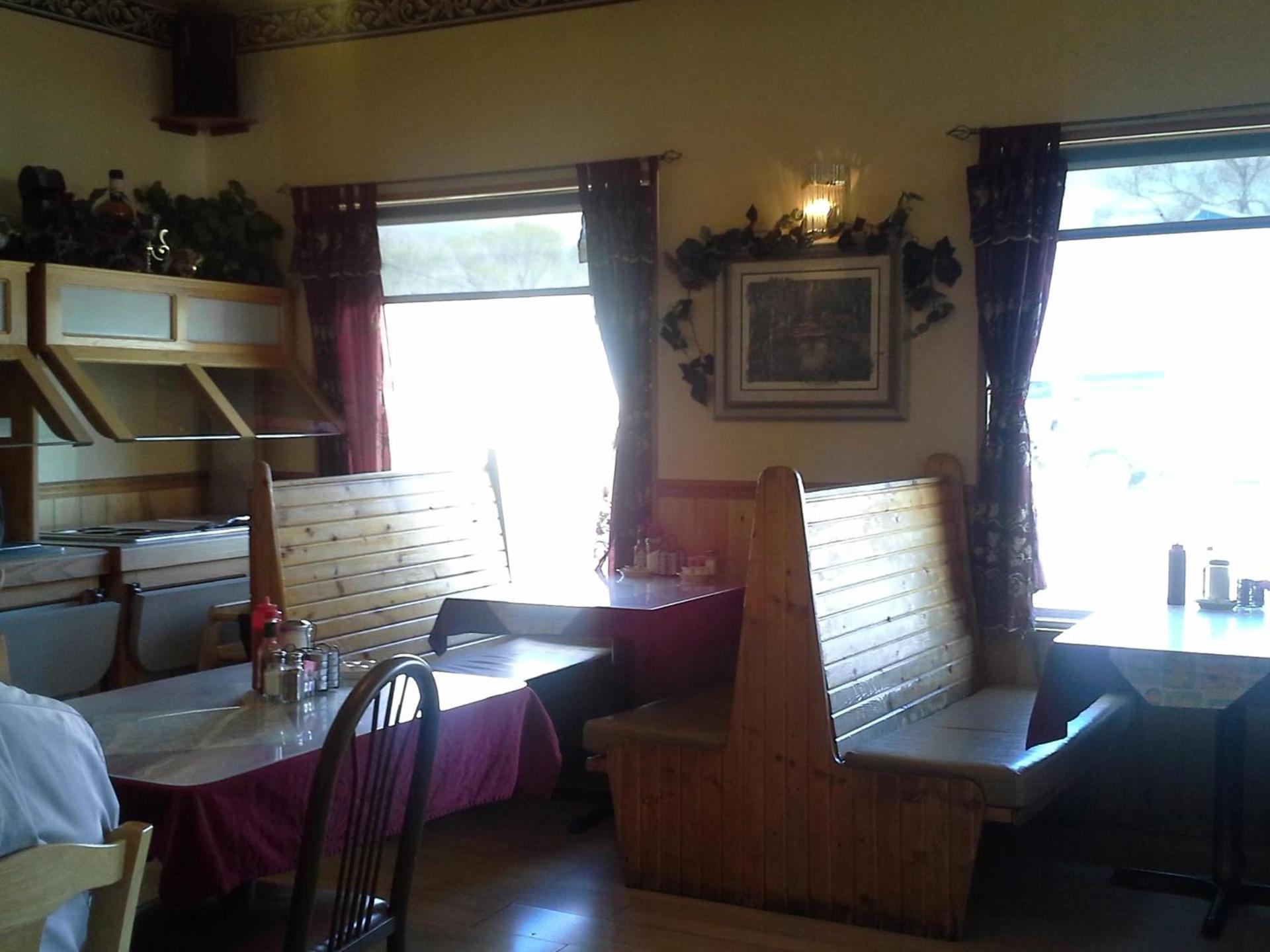 Days Inn by Wyndham Delta CO photo 42