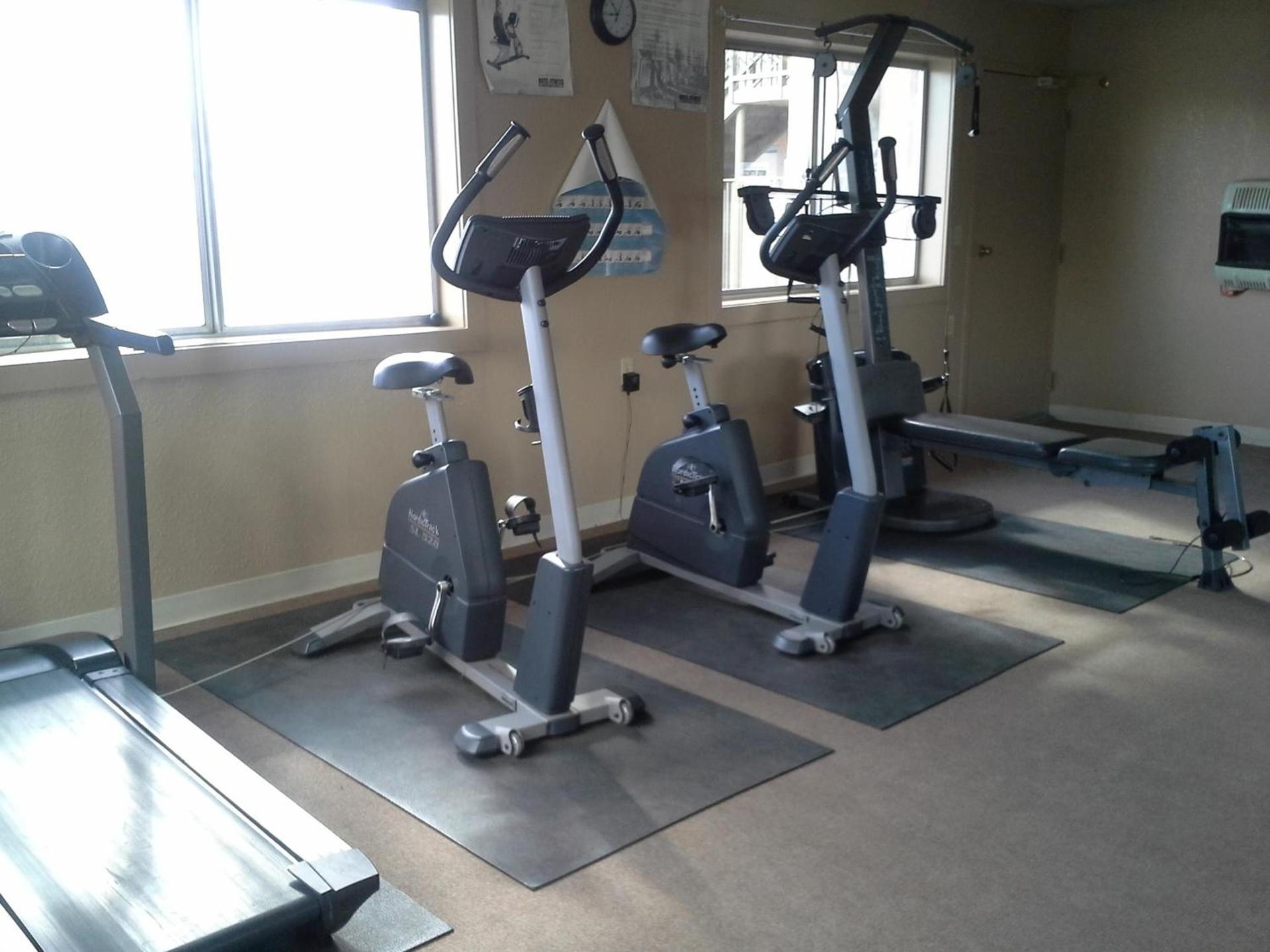 Days Inn by Wyndham Delta CO photo 54