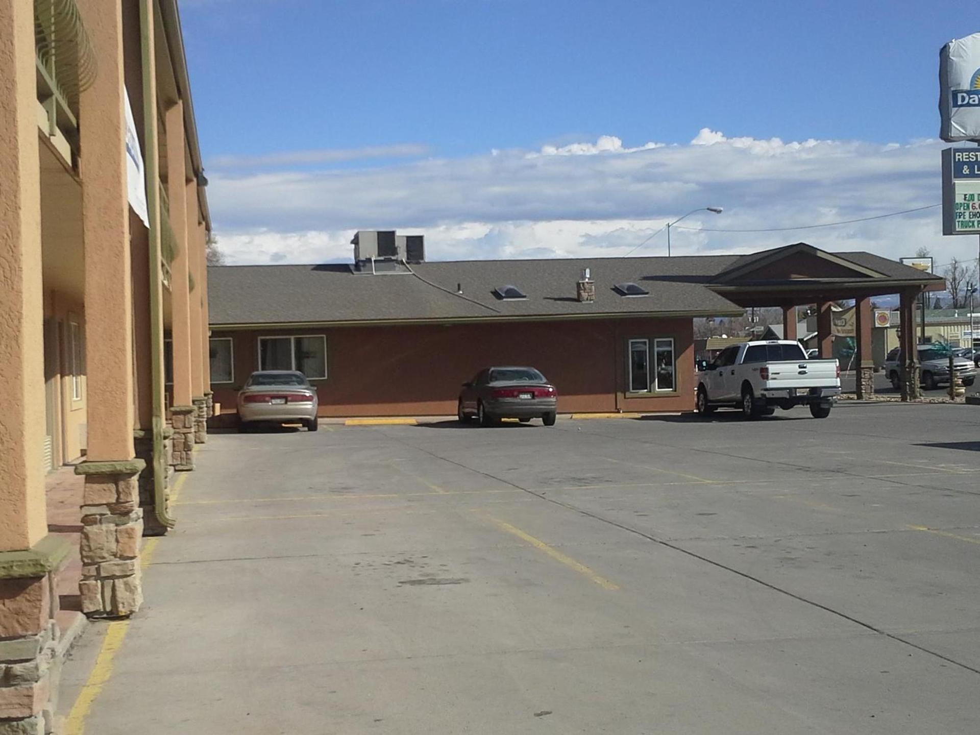 Days Inn by Wyndham Delta CO photo 58