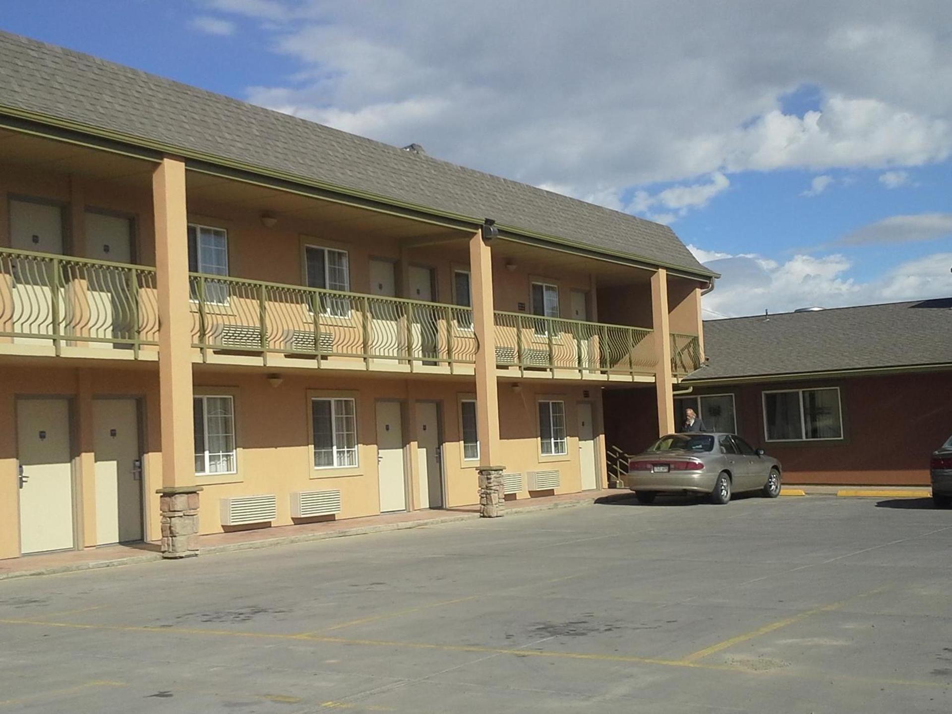 Days Inn by Wyndham Delta CO photo 60